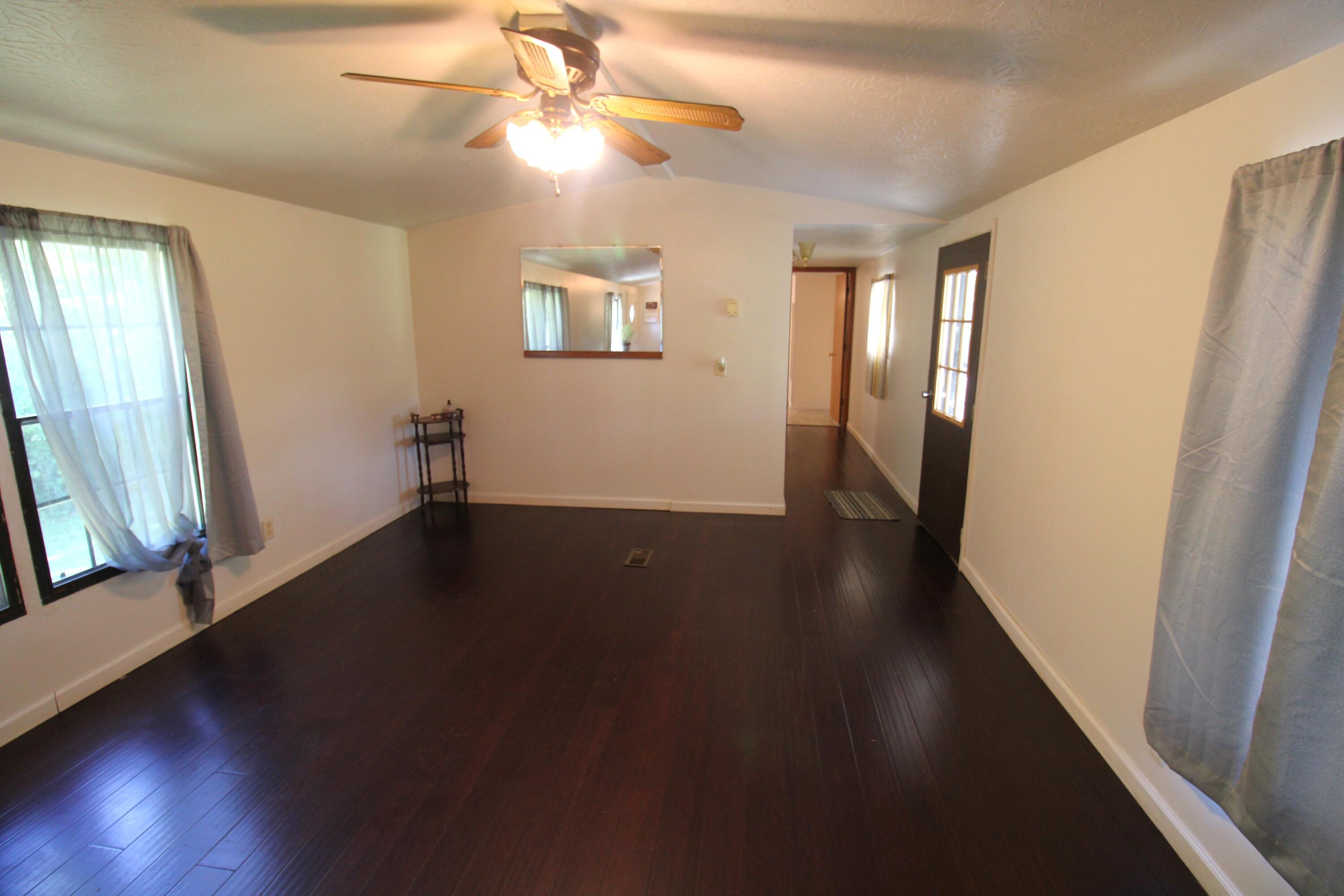 125 Boots Marie Boulevard Property Photo 8