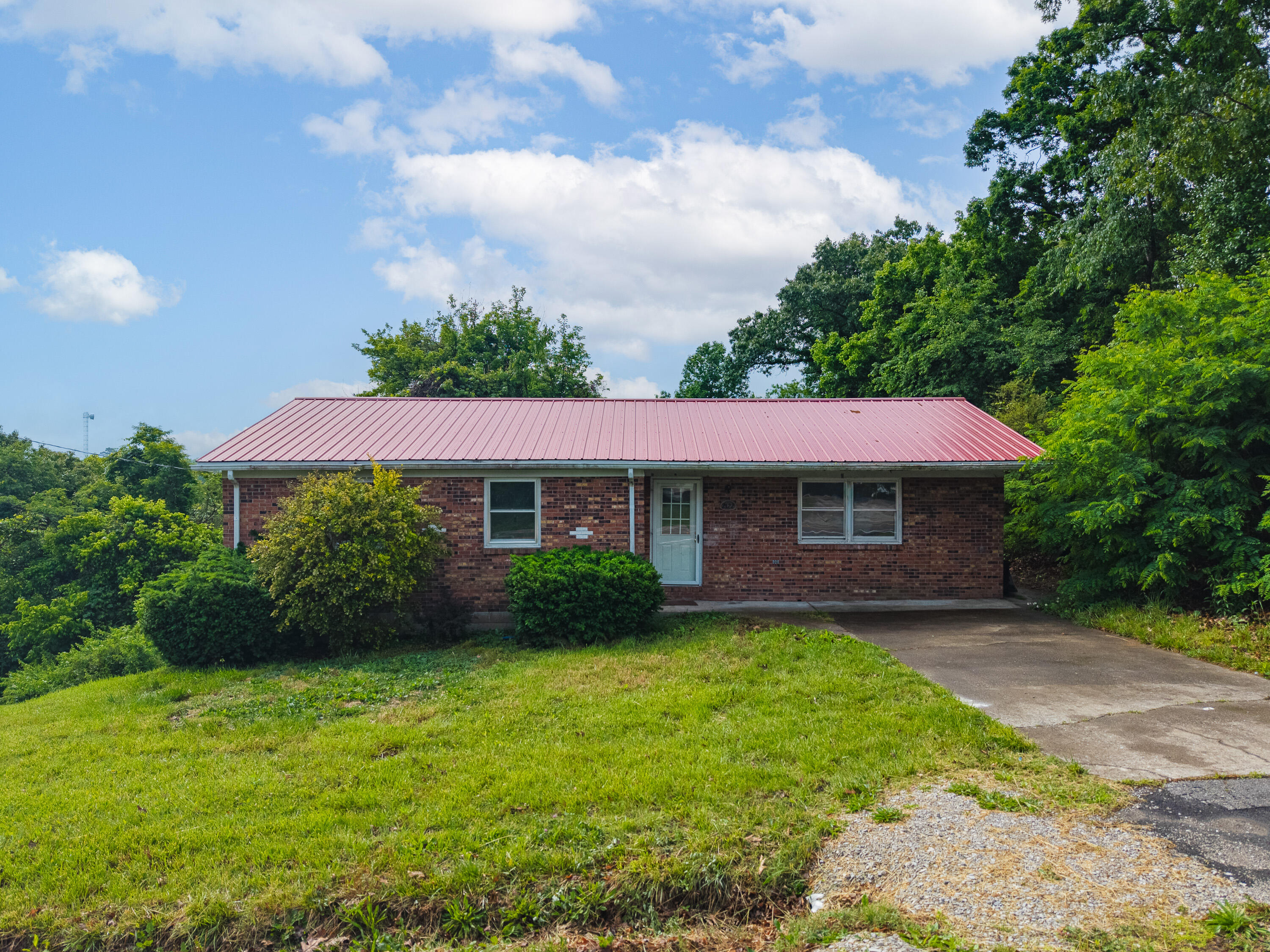 2122 State Highway 1651 Property Photo 2