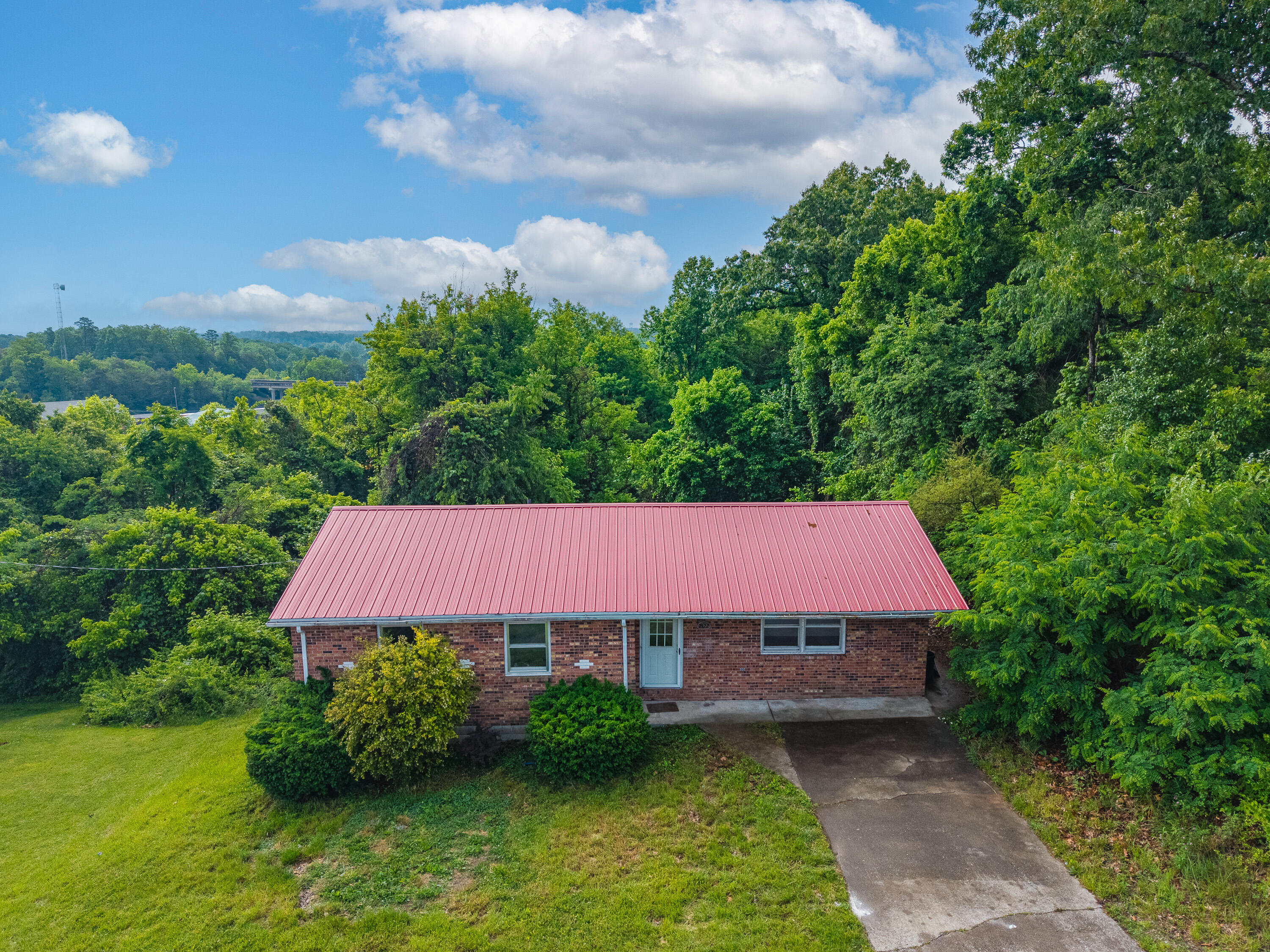 2122 State Highway 1651 Property Photo 4