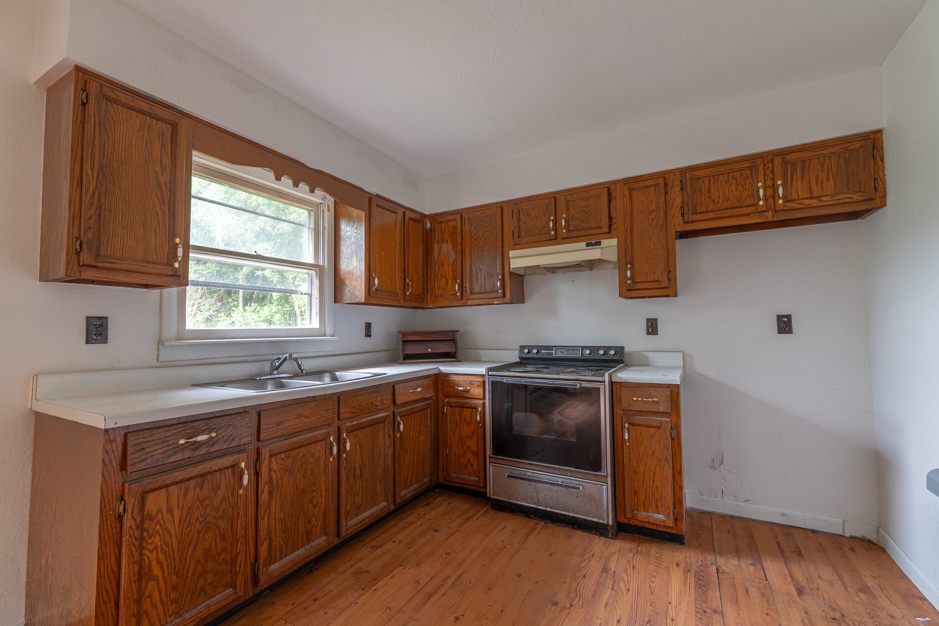 2122 State Highway 1651 Property Photo 14