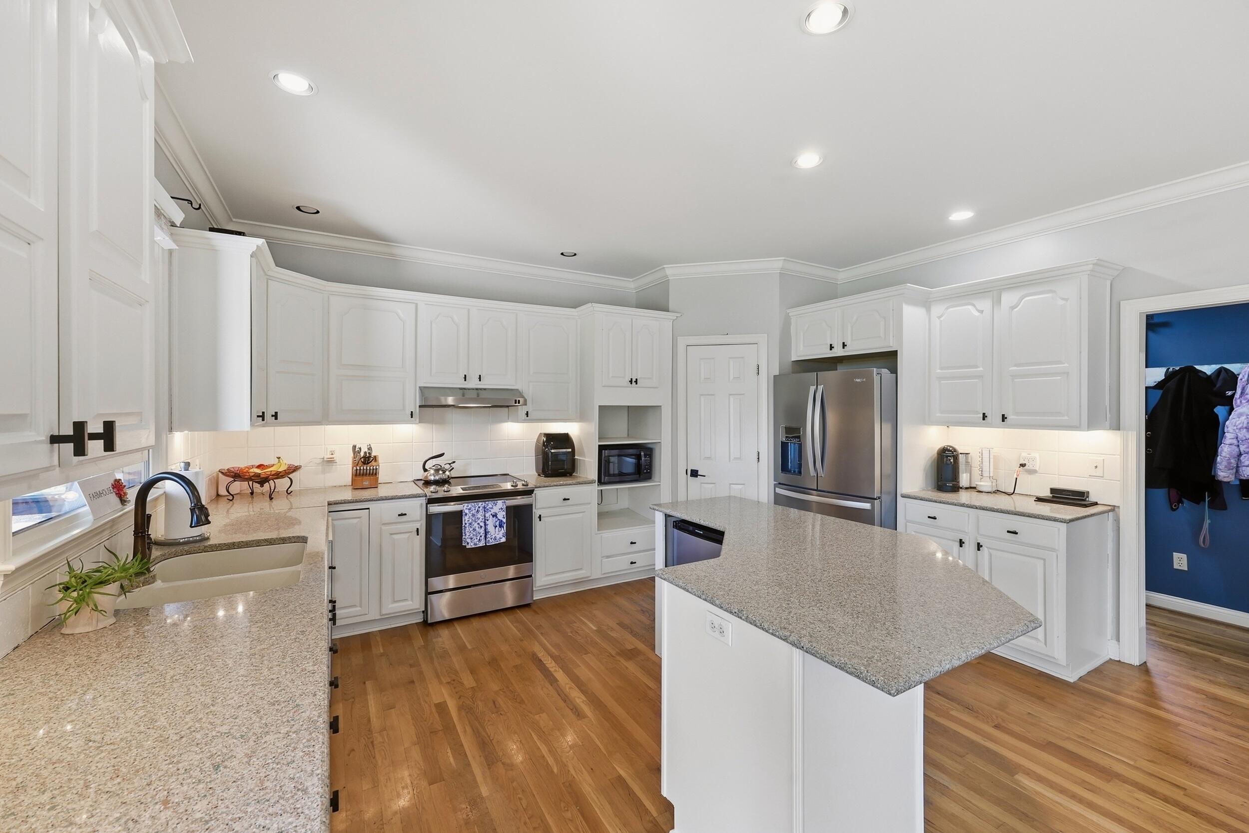 1300 Troy Road Property Photo 20