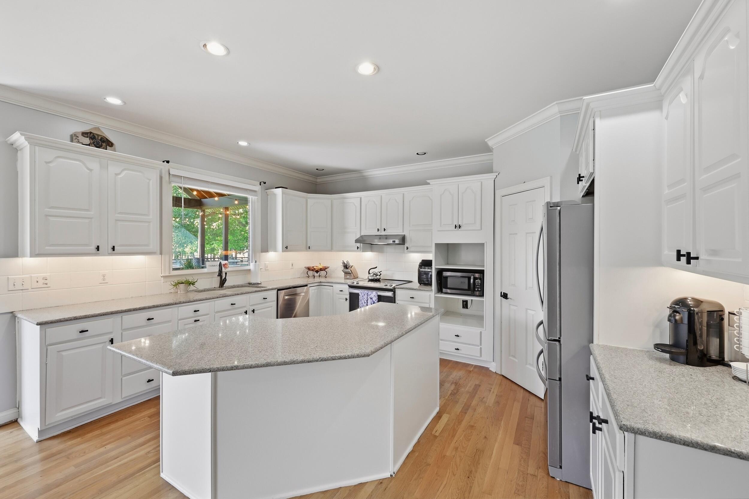 1300 Troy Road Property Photo 21
