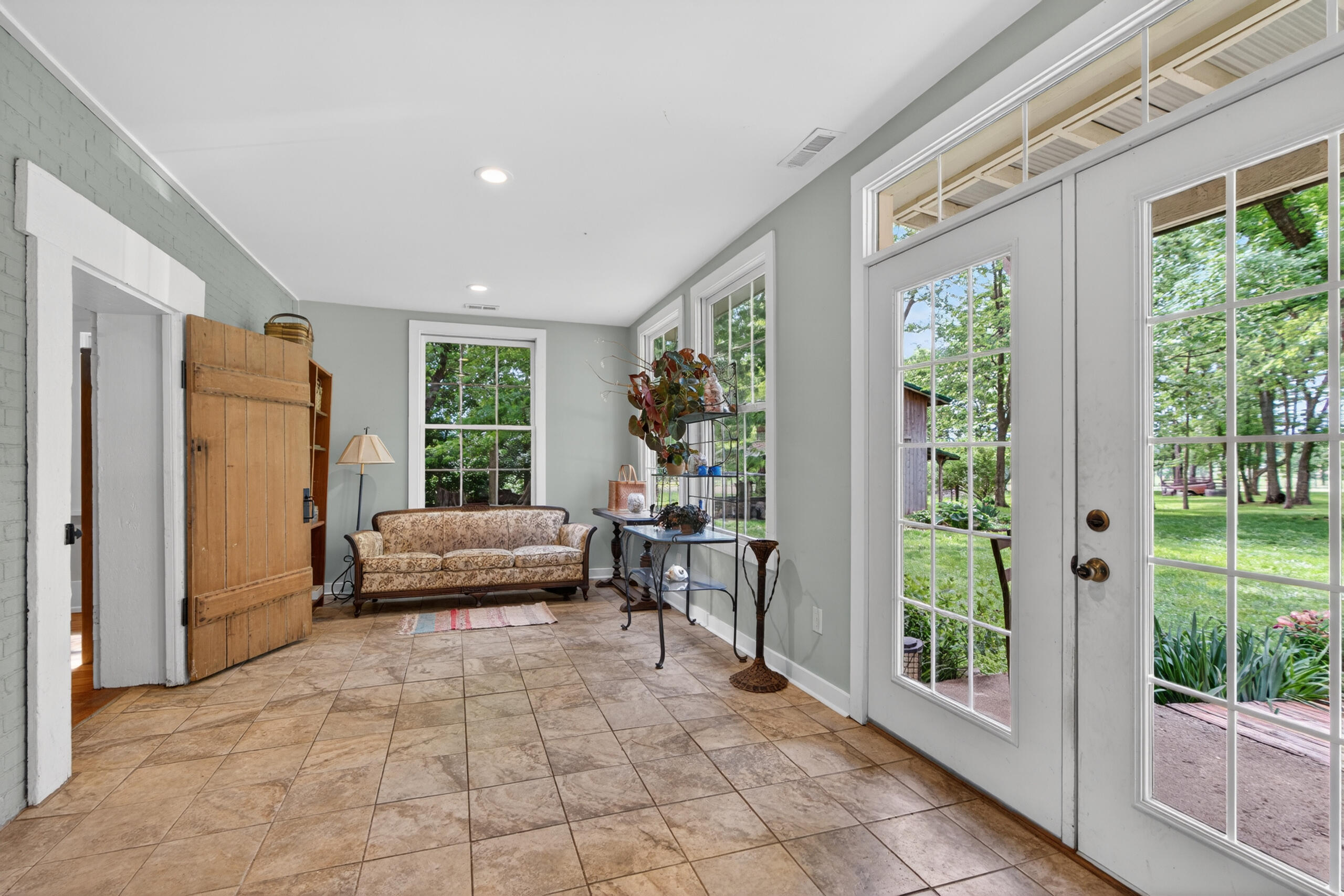 556 Cane Run Road Property Photo 30