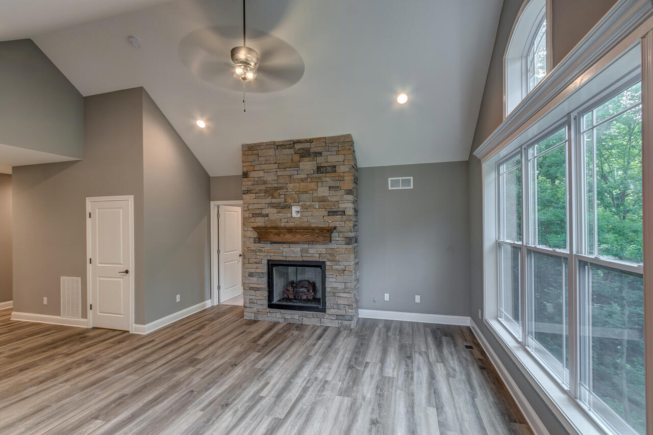 101 Sheldrake Court Property Photo 8
