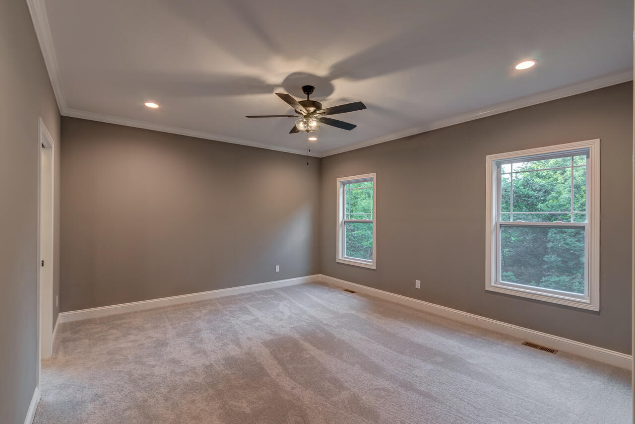 101 Sheldrake Court Property Photo 16
