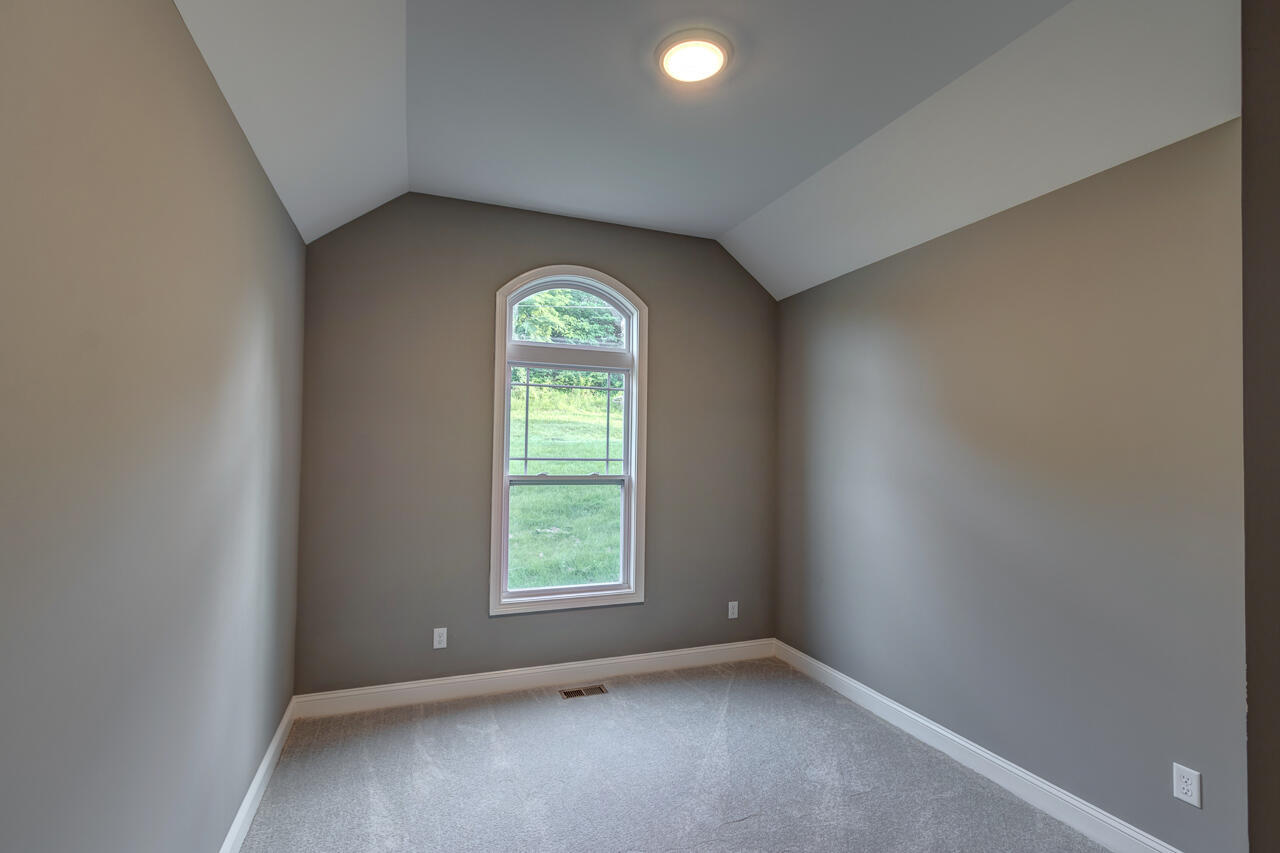101 Sheldrake Court Property Photo 19