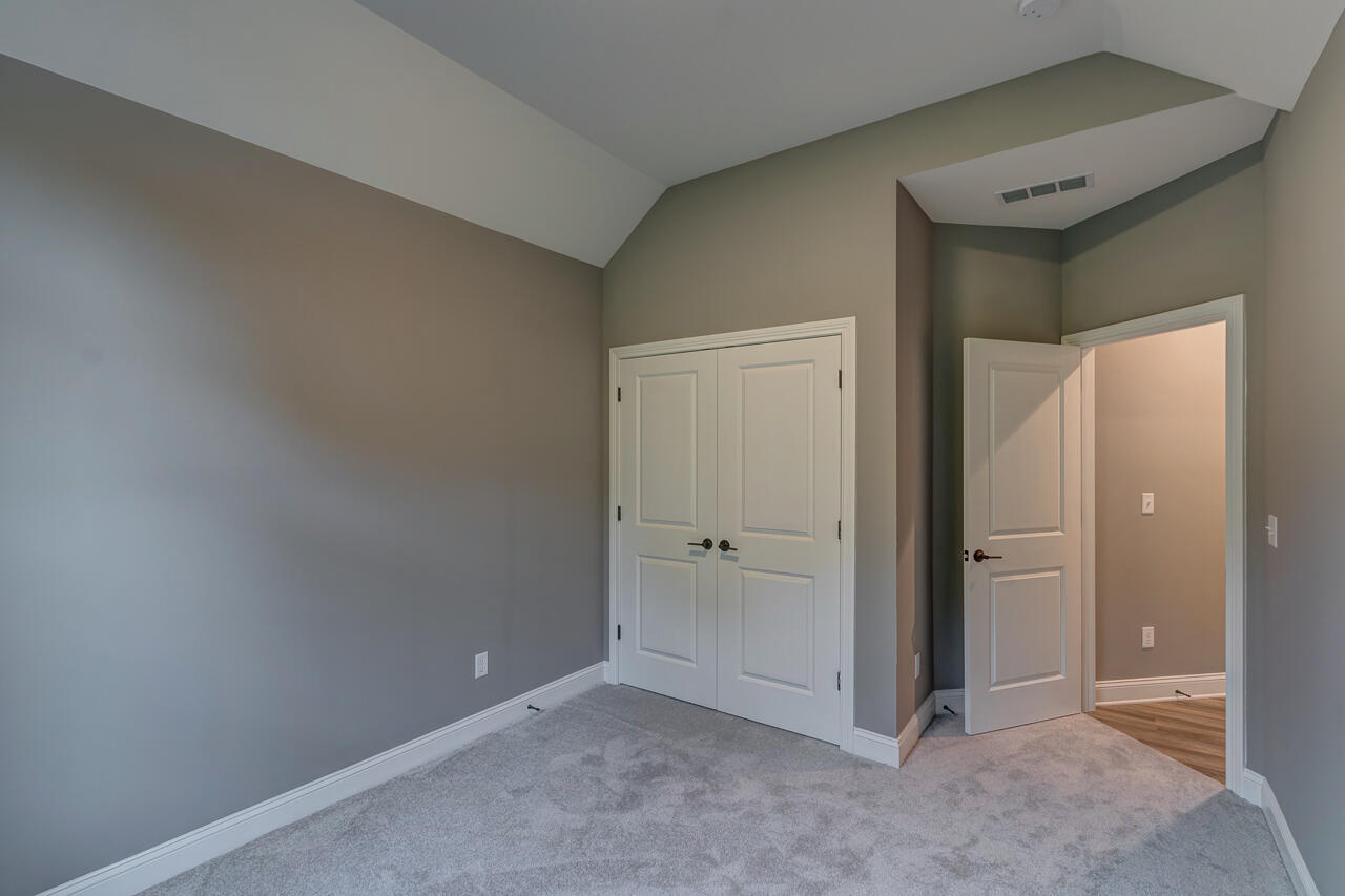 101 Sheldrake Court Property Photo 20
