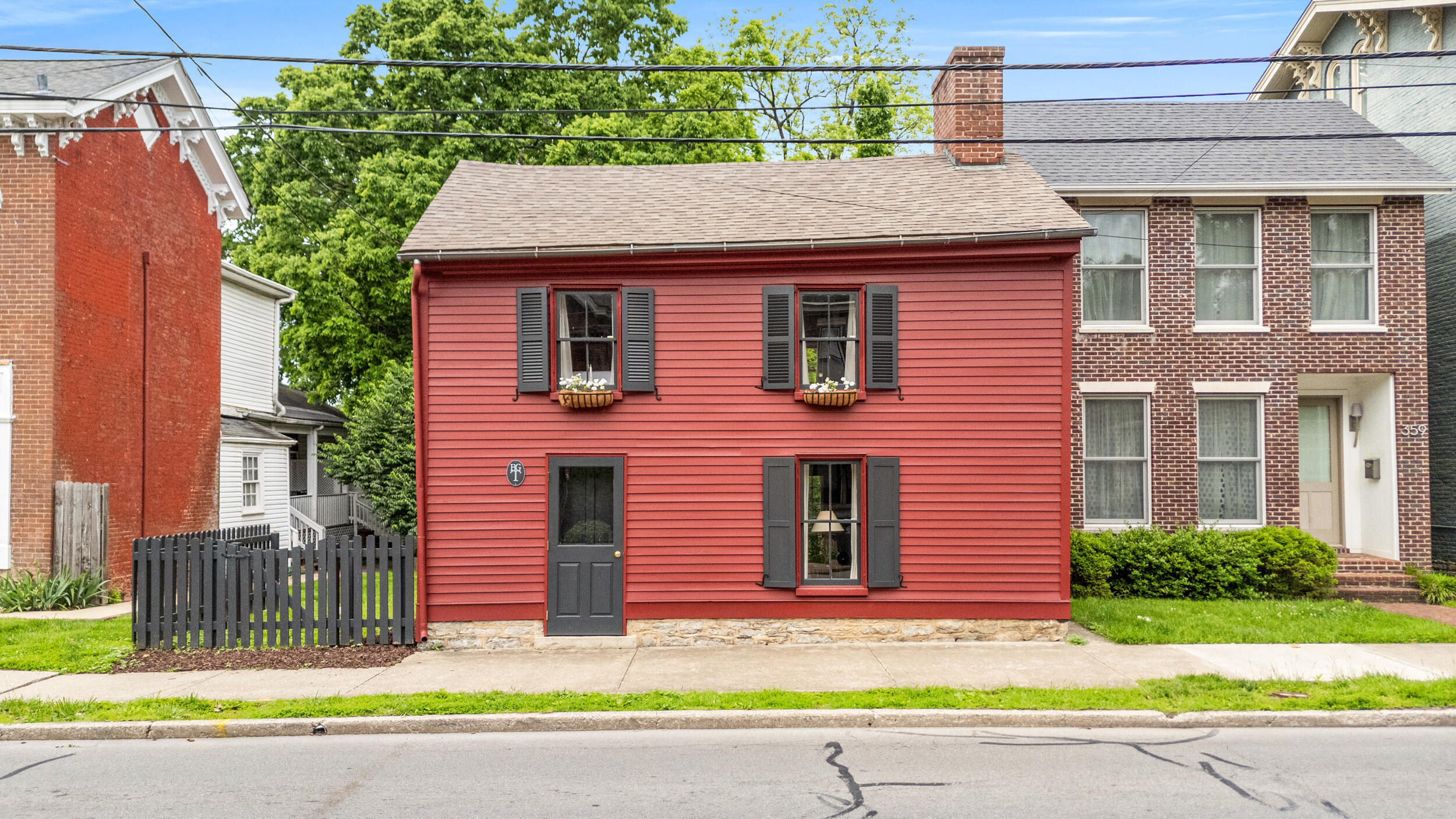 361 S Upper Street Property Photo 2