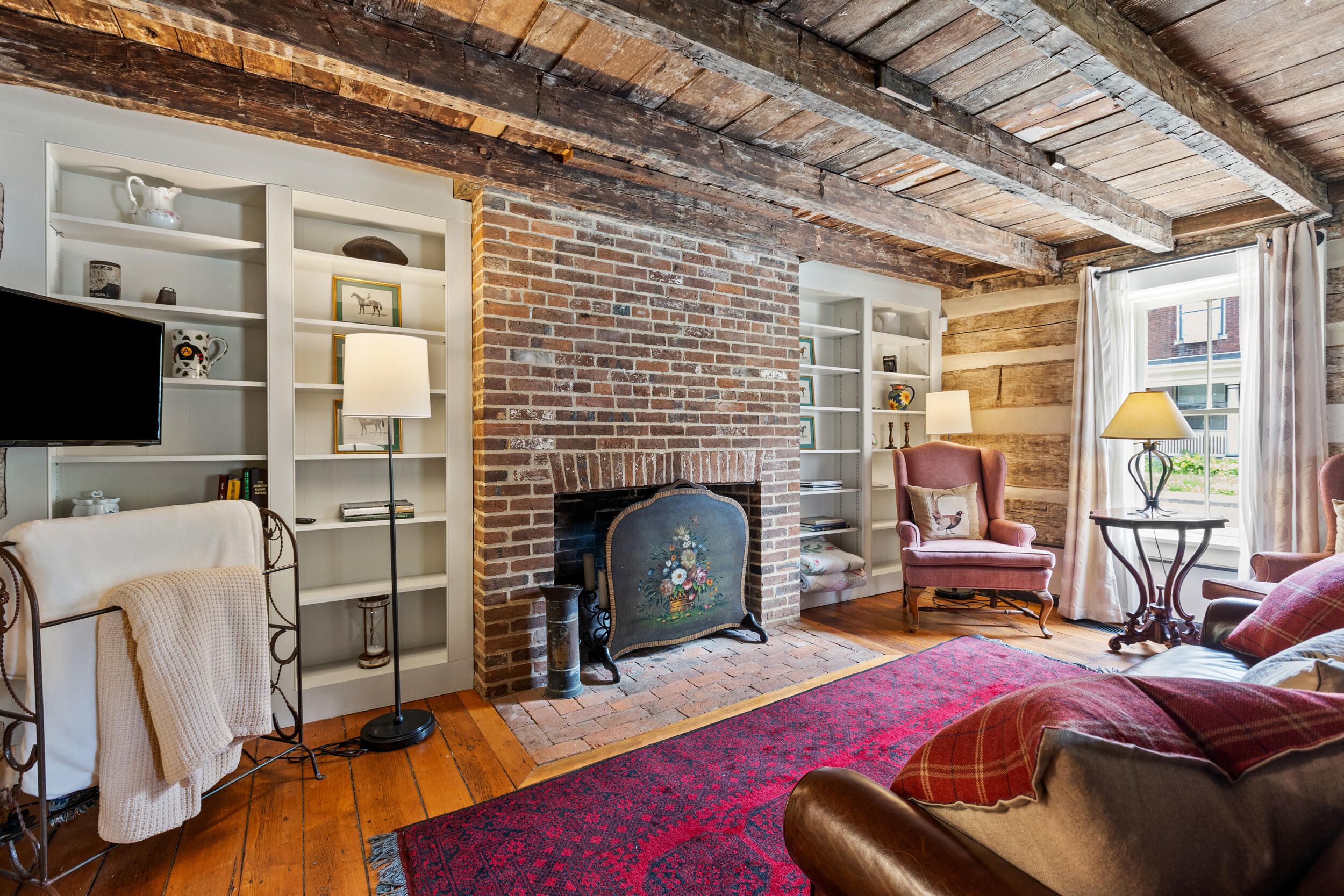 361 S Upper Street Property Photo 6