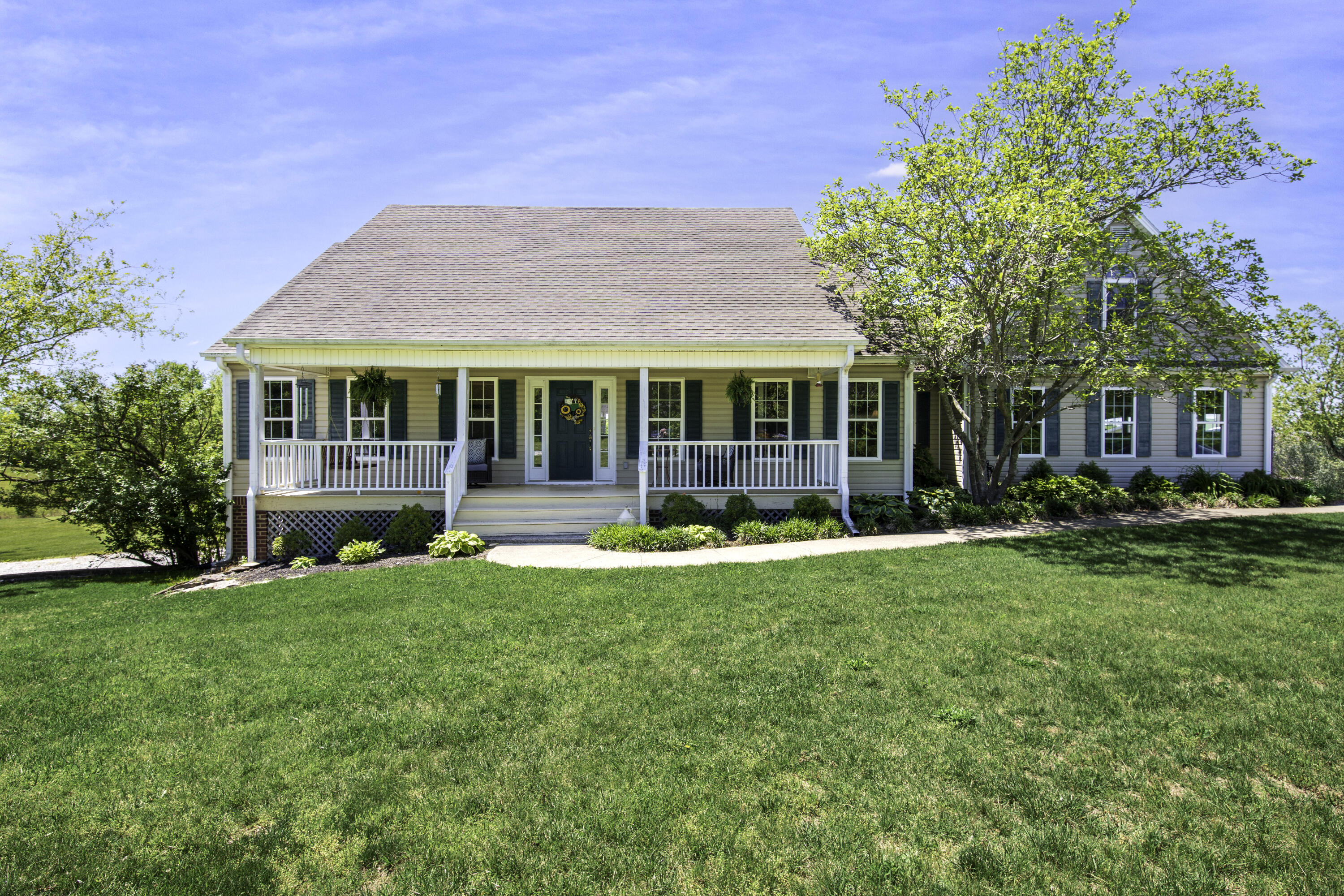 1665 Glensboro Road Property Photo 2