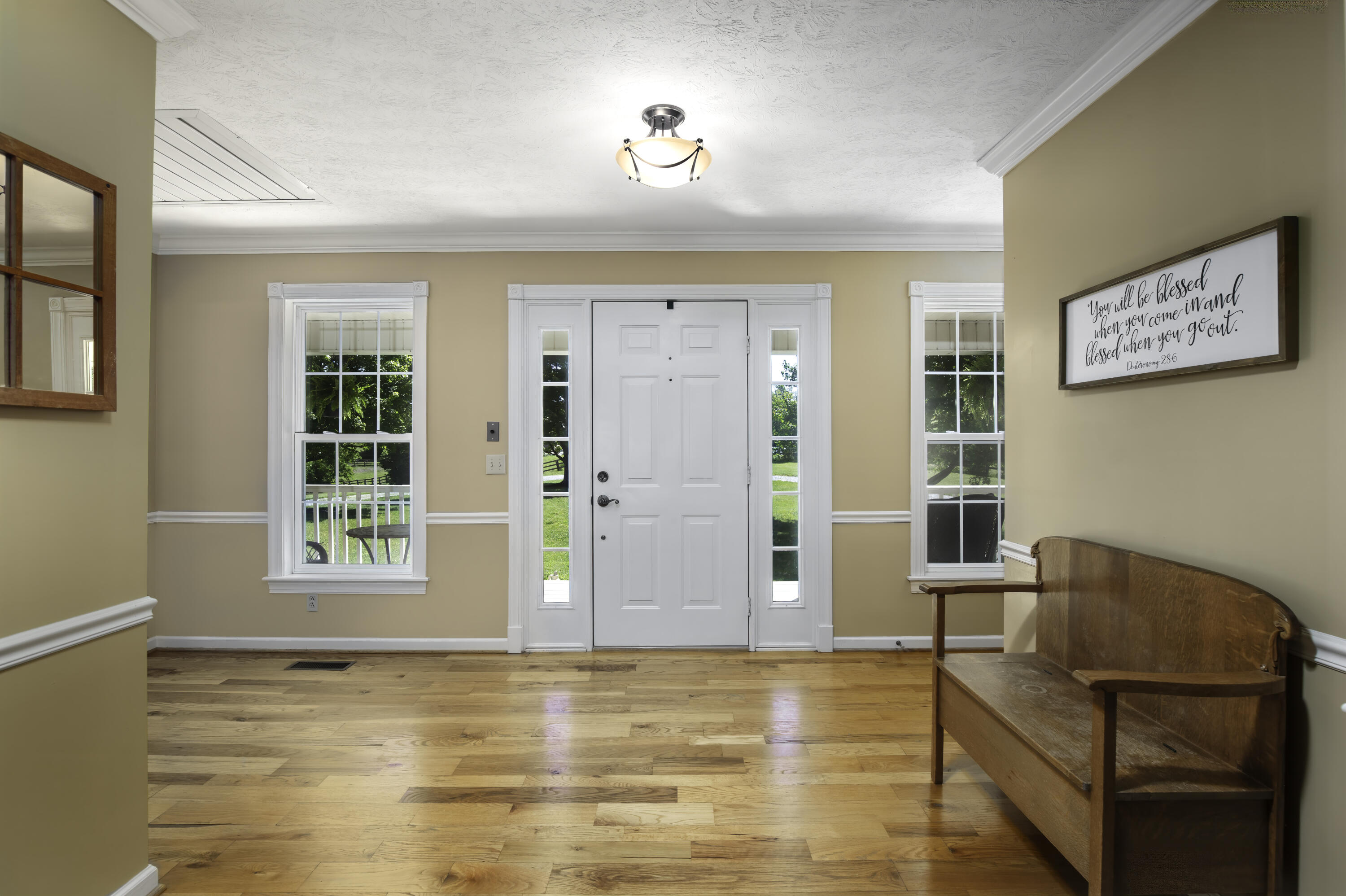 1665 Glensboro Road Property Photo 4