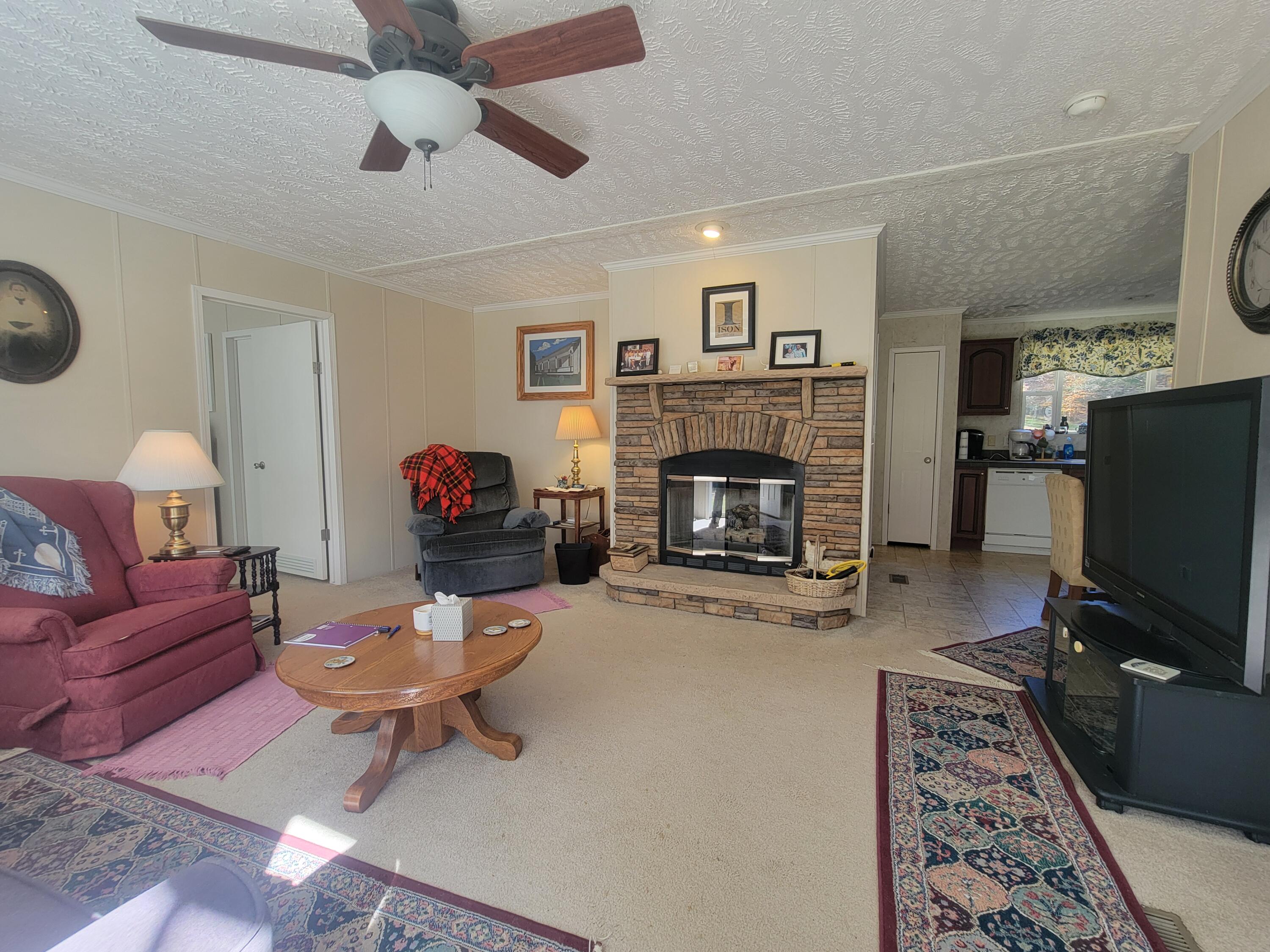 1775 Kingdom Come Creek Road Property Photo 6