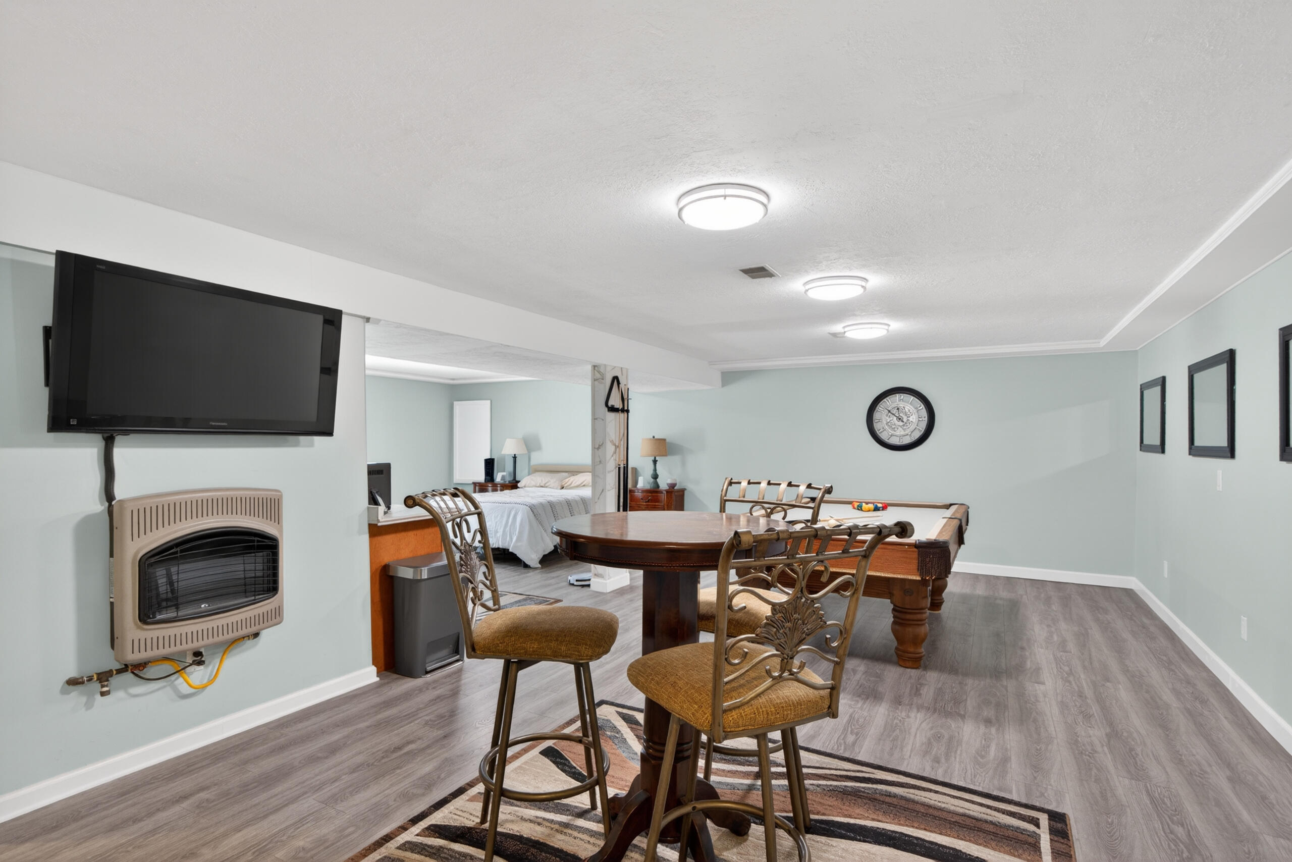 1136 Chinoe Road Property Photo 17