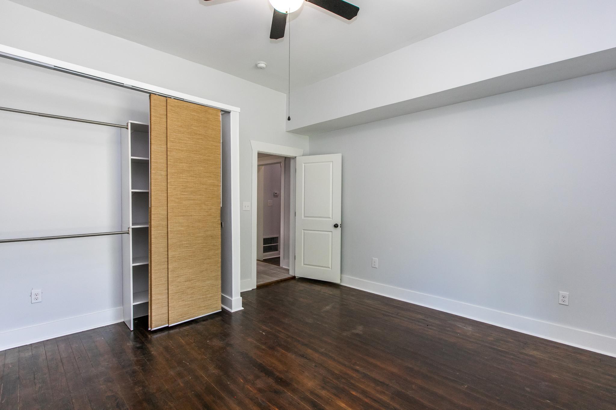 276 E Fourth Street Property Photo 5