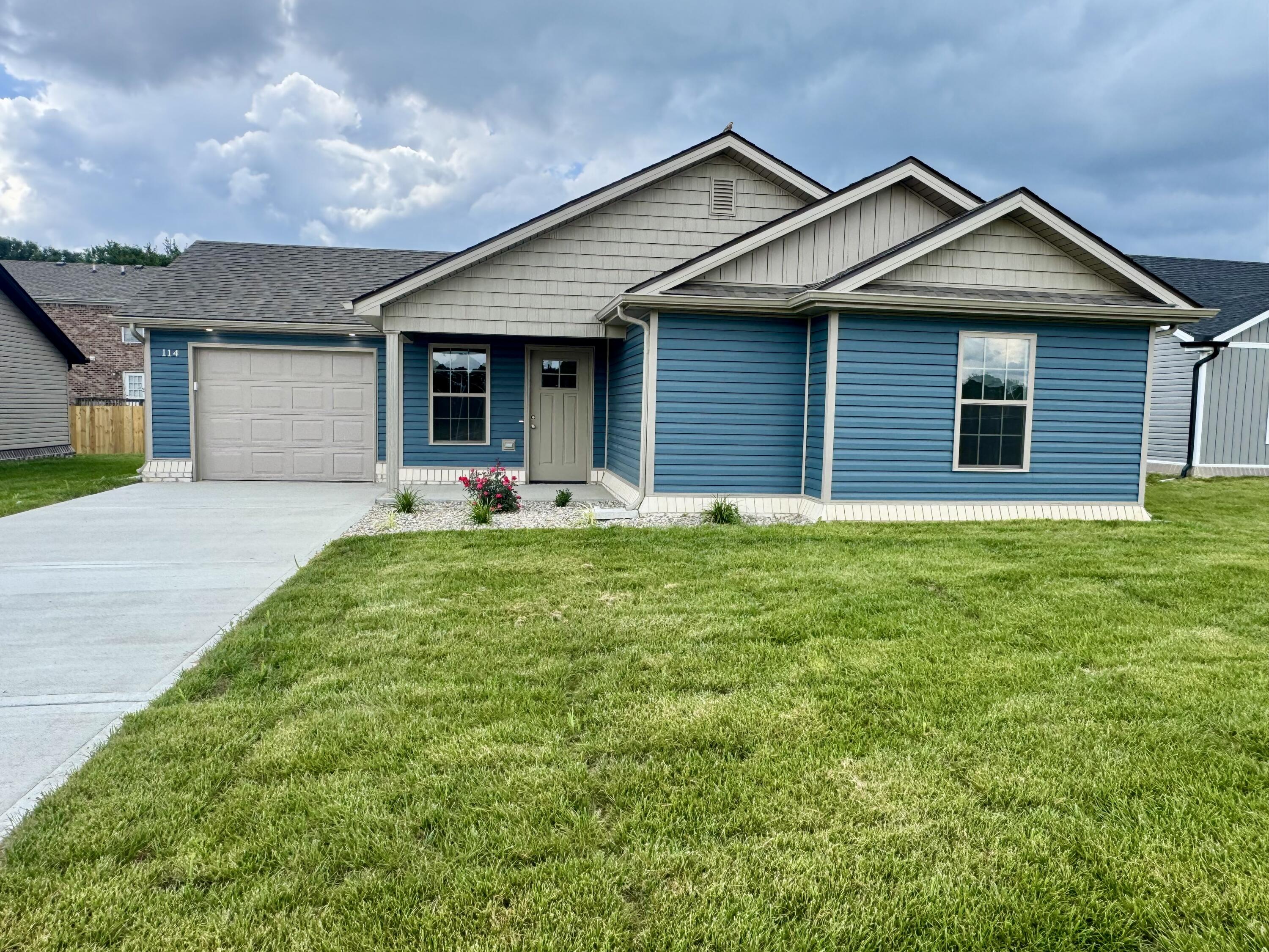 114 Bow Bridge Drive Property Photo 1