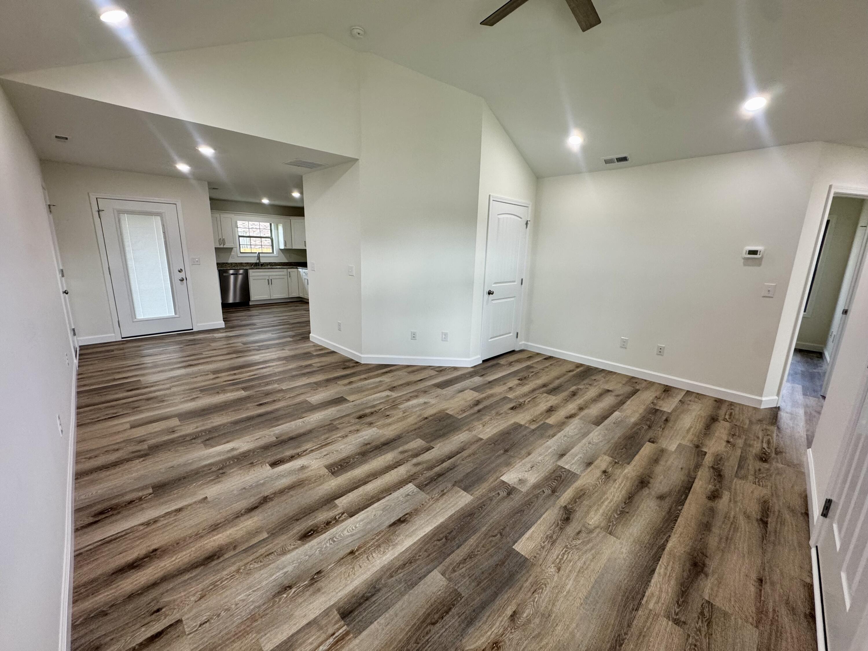 114 Bow Bridge Drive Property Photo 4