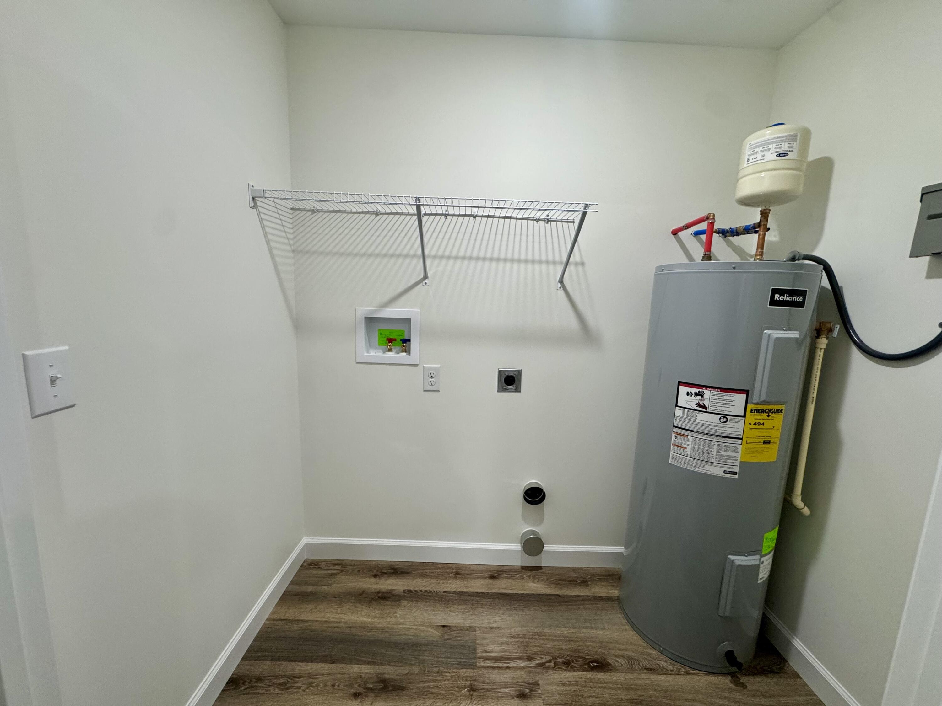 114 Bow Bridge Drive Property Photo 17