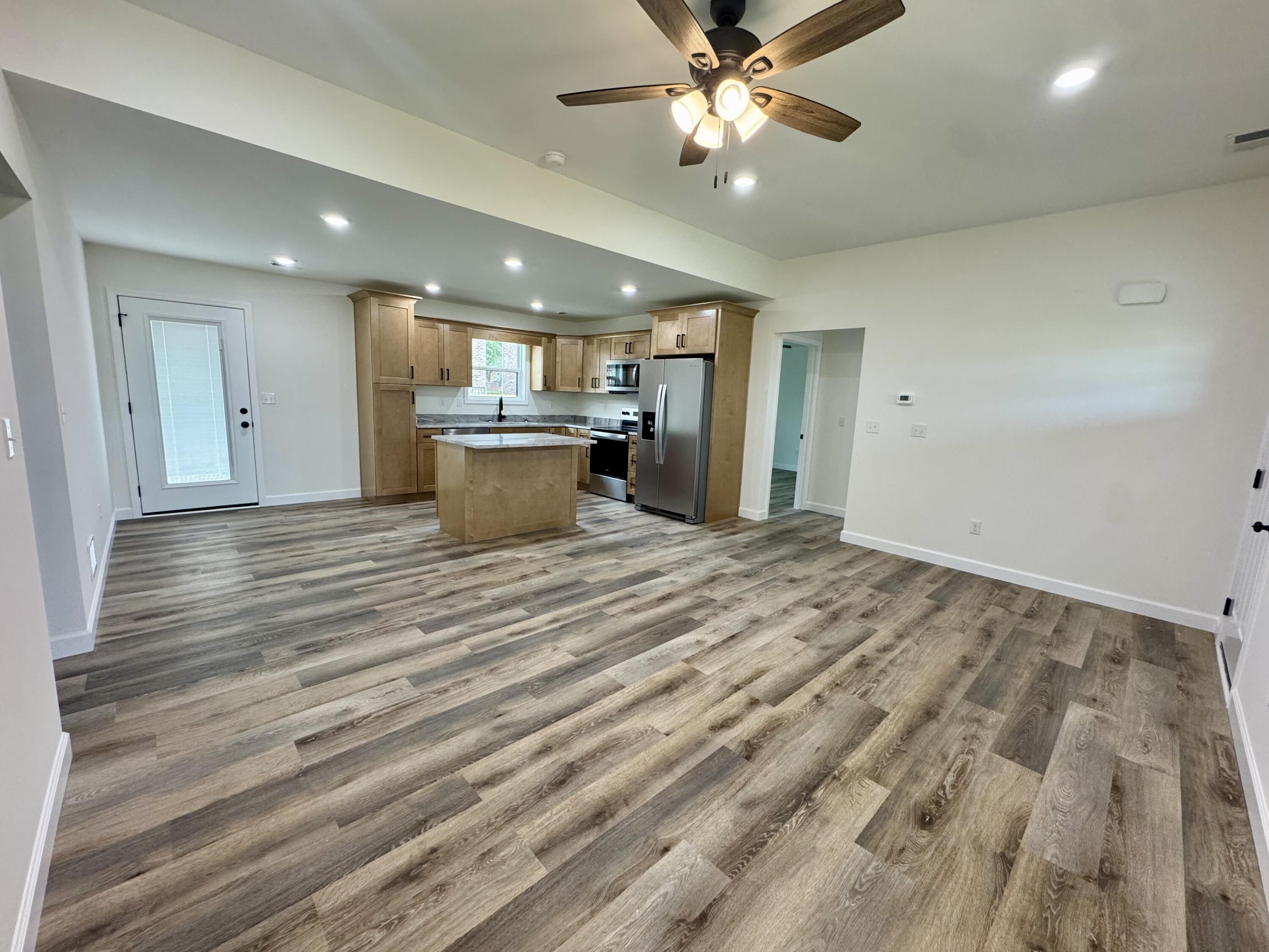 116 Bow Bridge Drive Property Photo 3