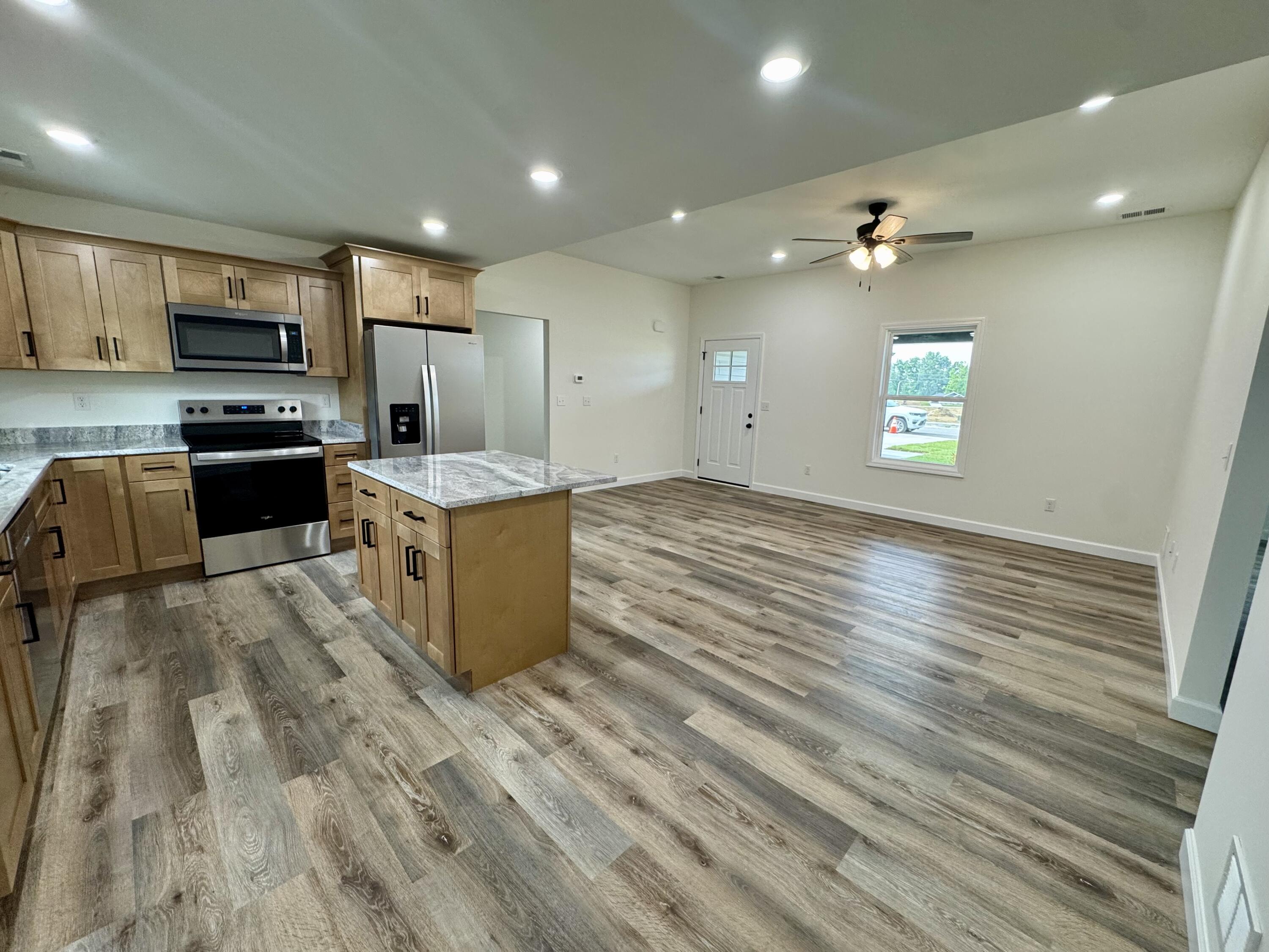 116 Bow Bridge Drive Property Photo 4