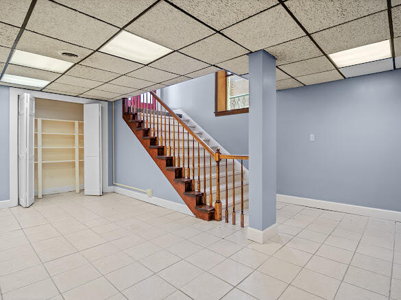 105 W 5th Street Property Photo 24