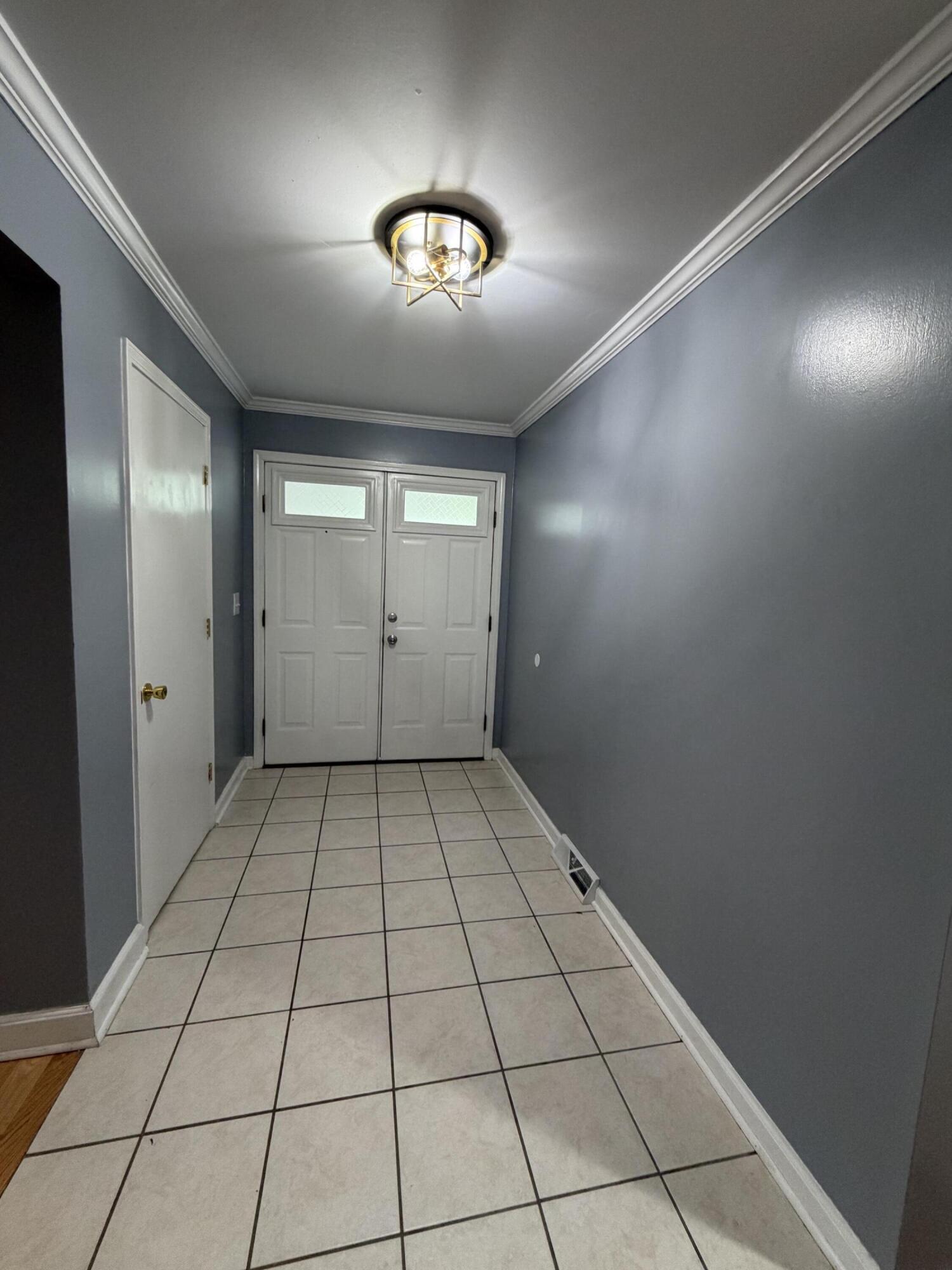1107 Circle Drive Property Photo 8