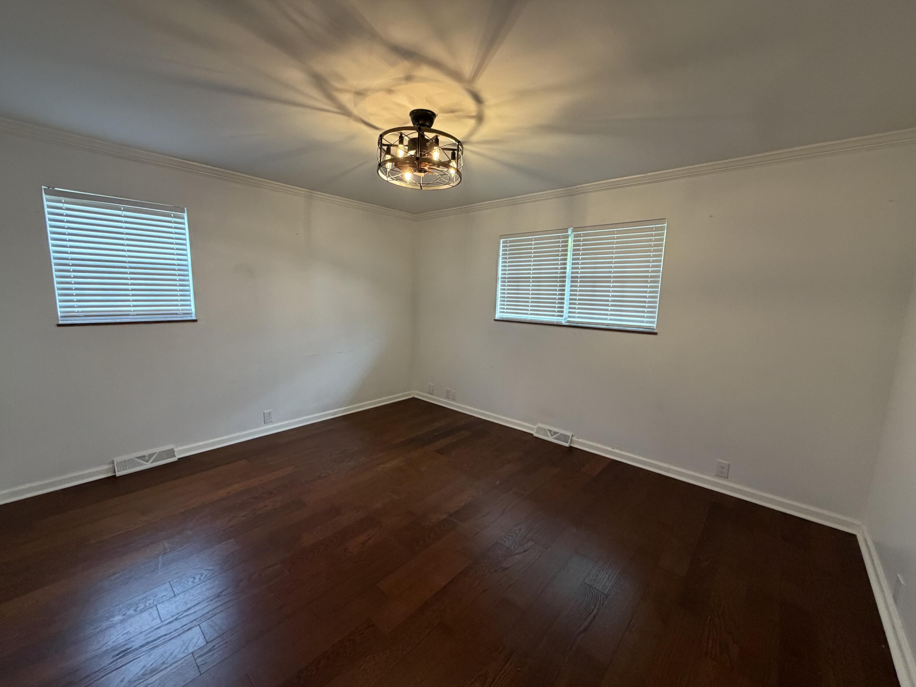 1107 Circle Drive Property Photo 14