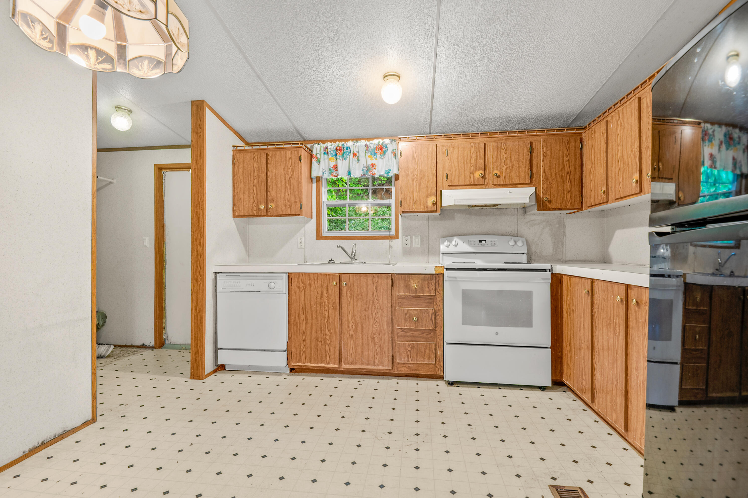154 Arkle Road Property Photo 1