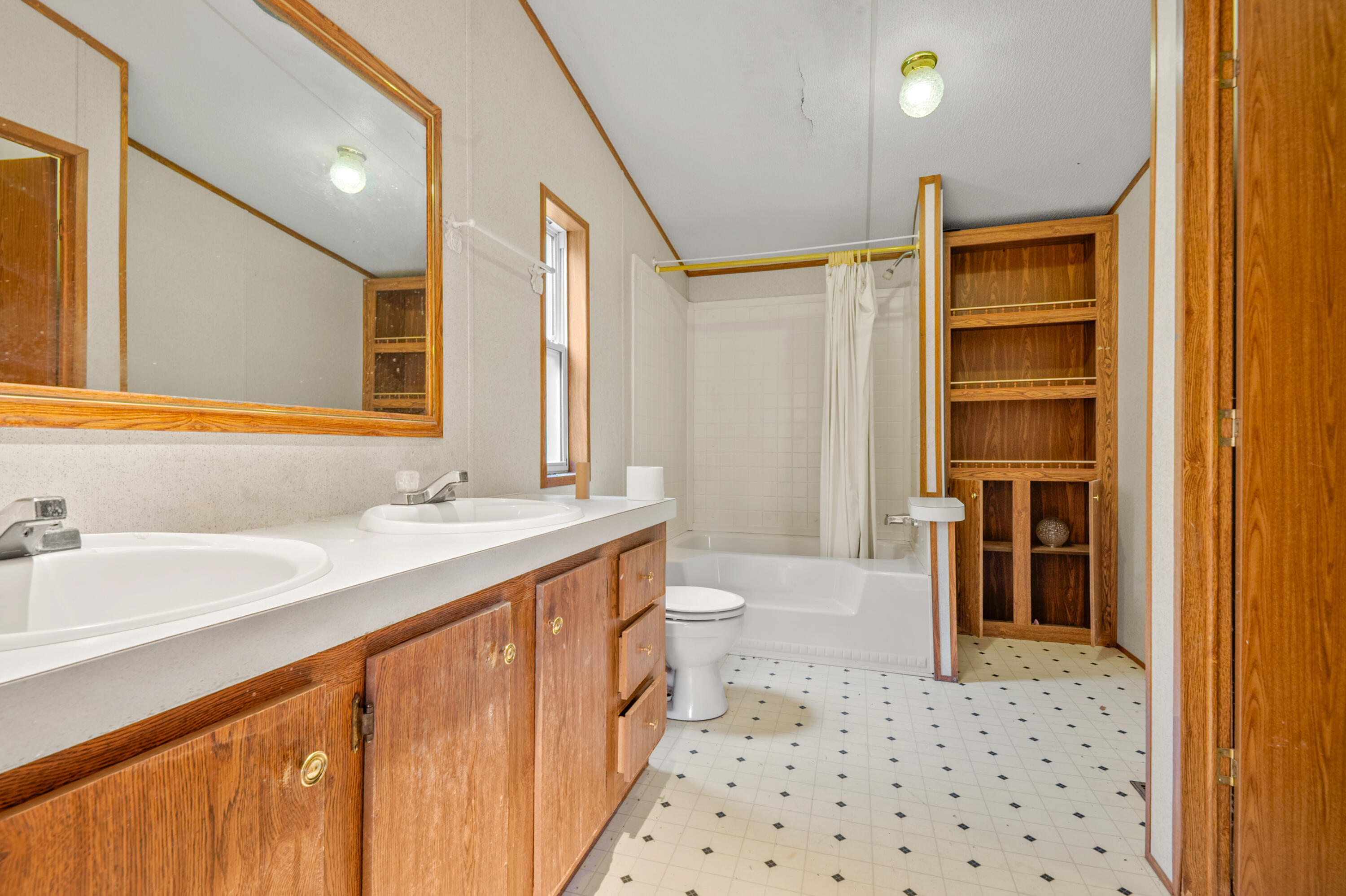154 Arkle Road Property Photo 3