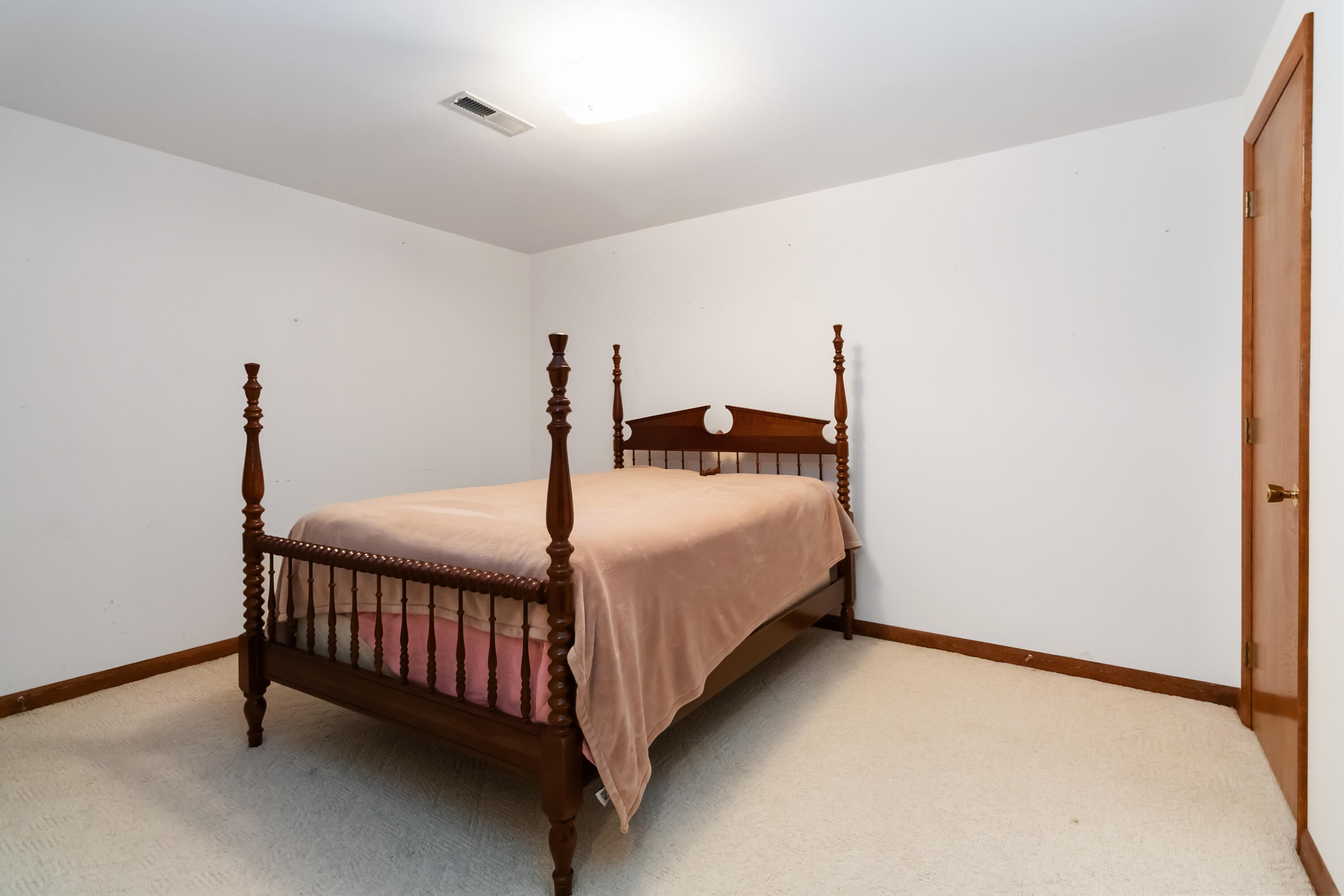 24 Beehive Lane Property Photo 25