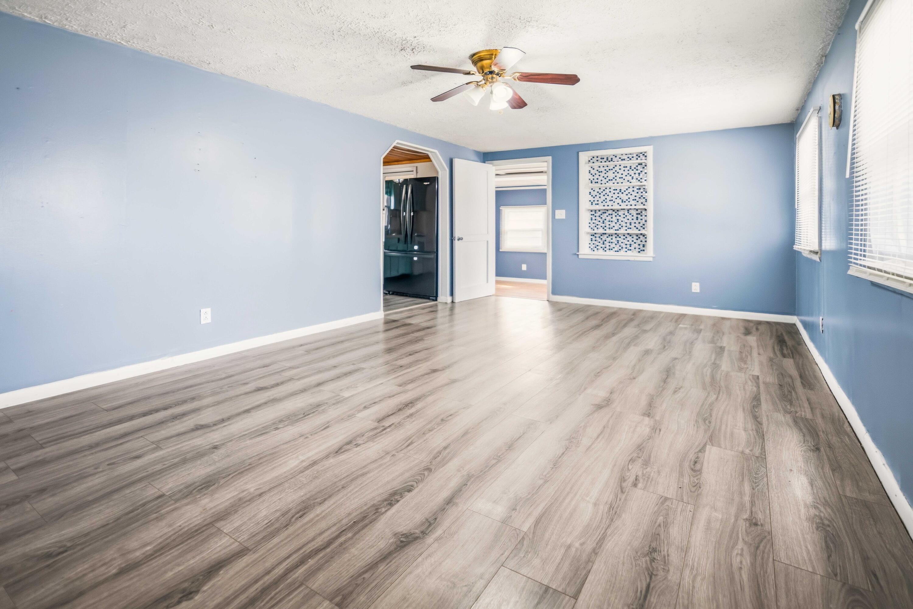 299 Tate Drive Property Photo 9
