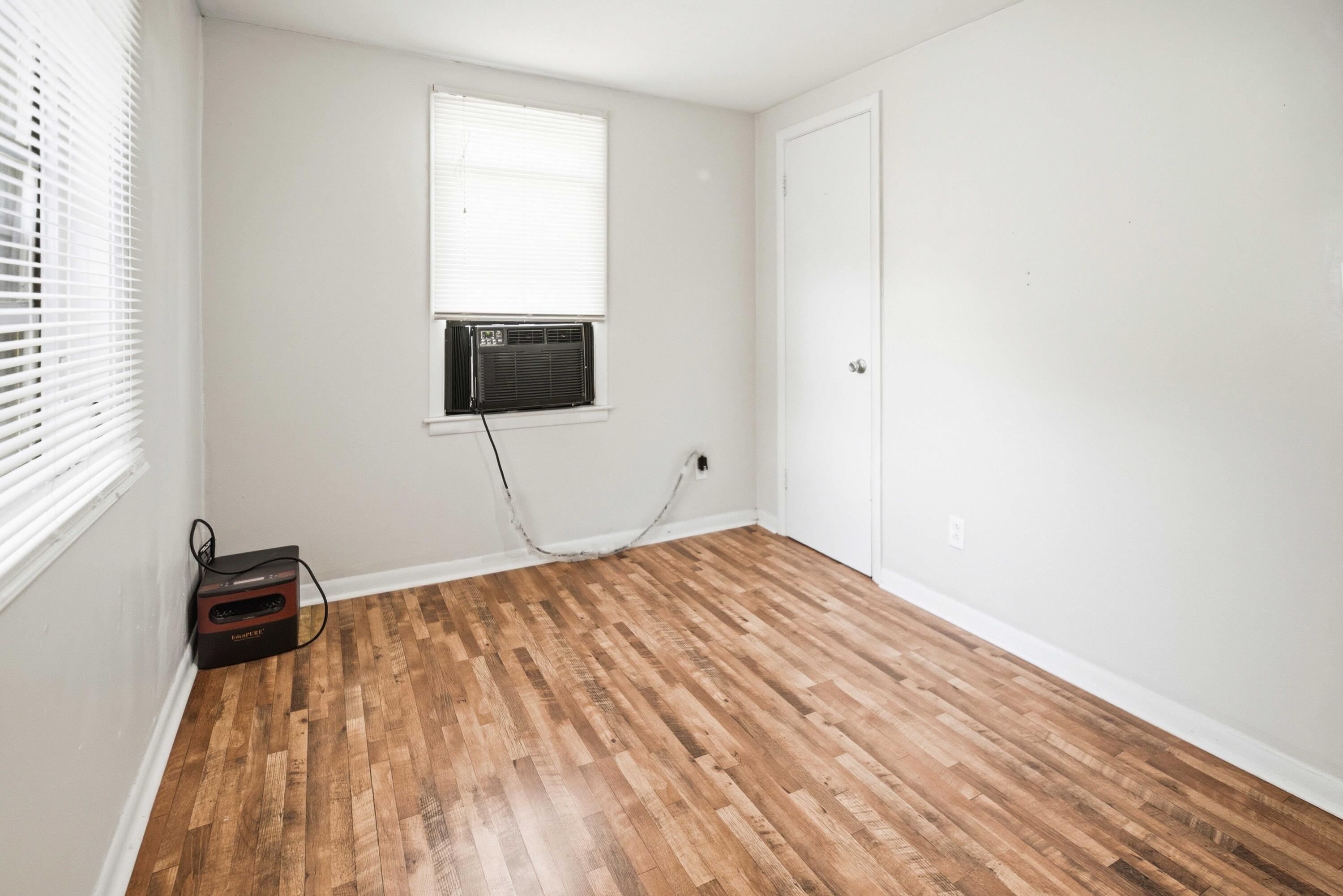 299 Tate Drive Property Photo 28