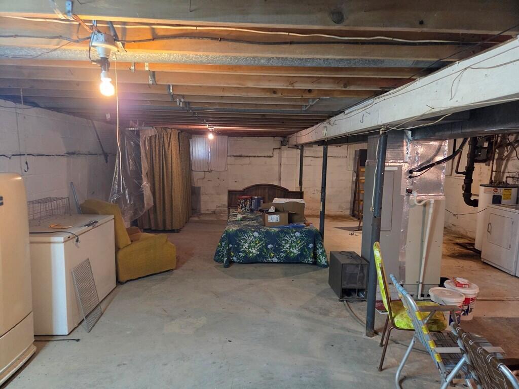 1514 Helena Road Property Photo 8