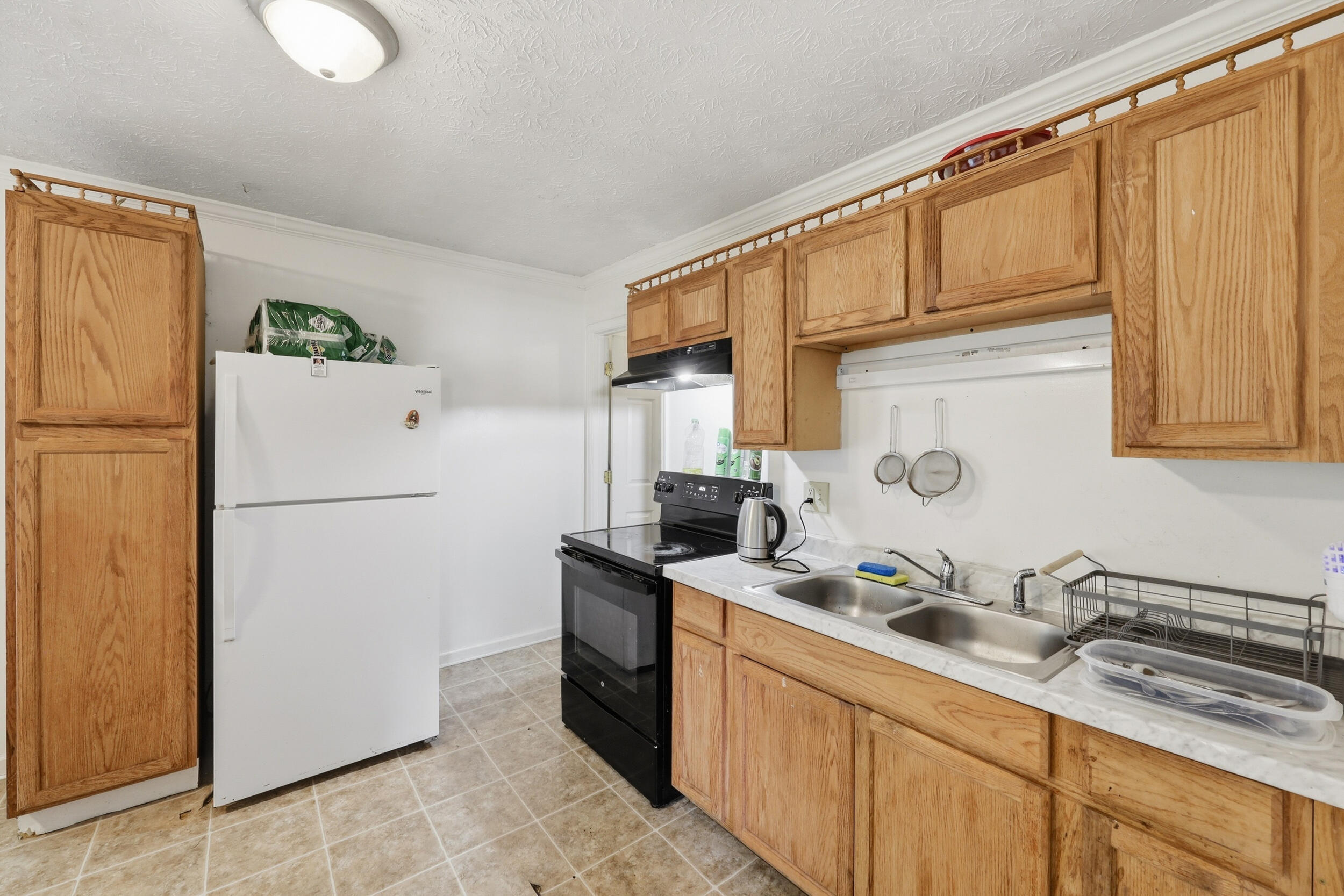 627 Wagonwheel Road Property Photo 6
