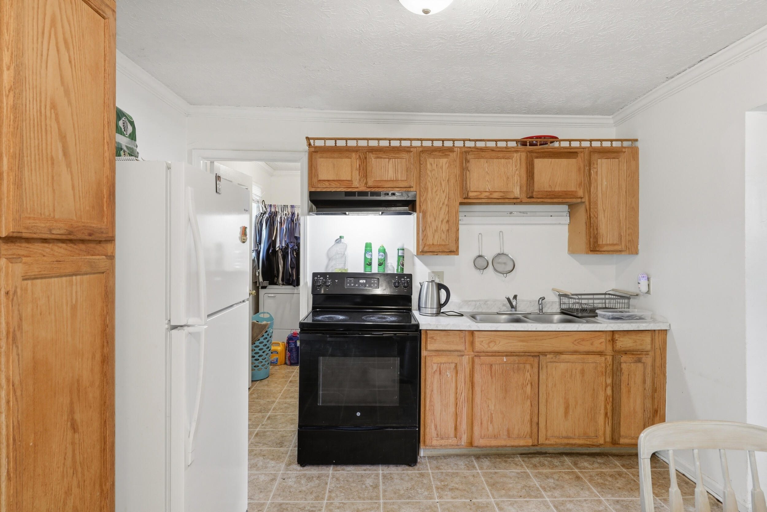 627 Wagonwheel Road Property Photo 7