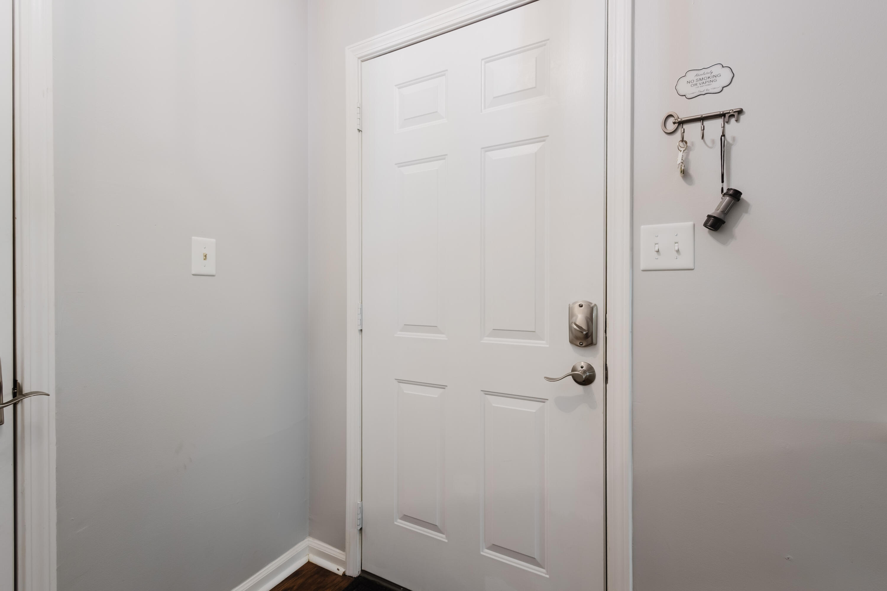 3613 Squires Woods Way Property Photo 17