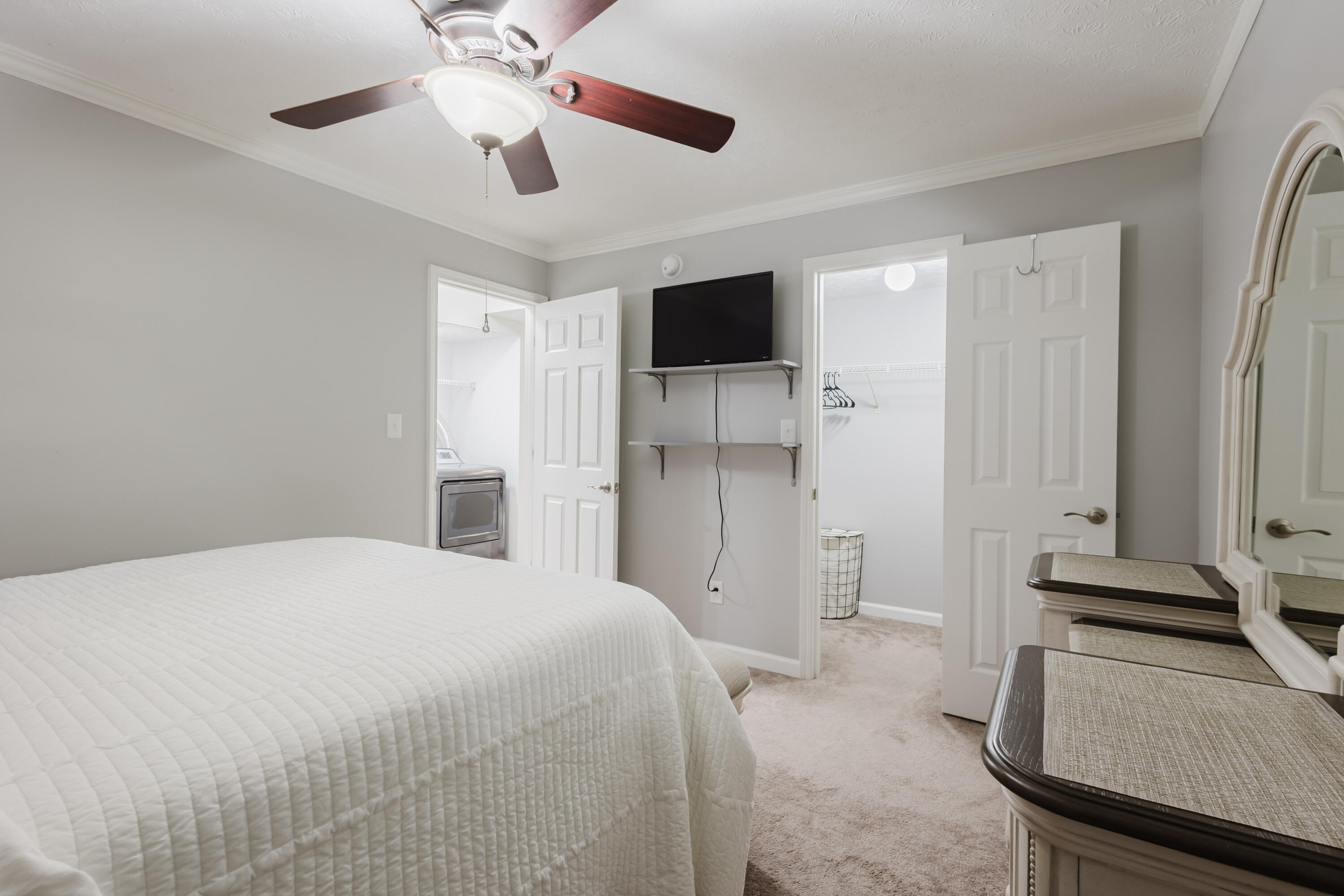 3613 Squires Woods Way Property Photo 25