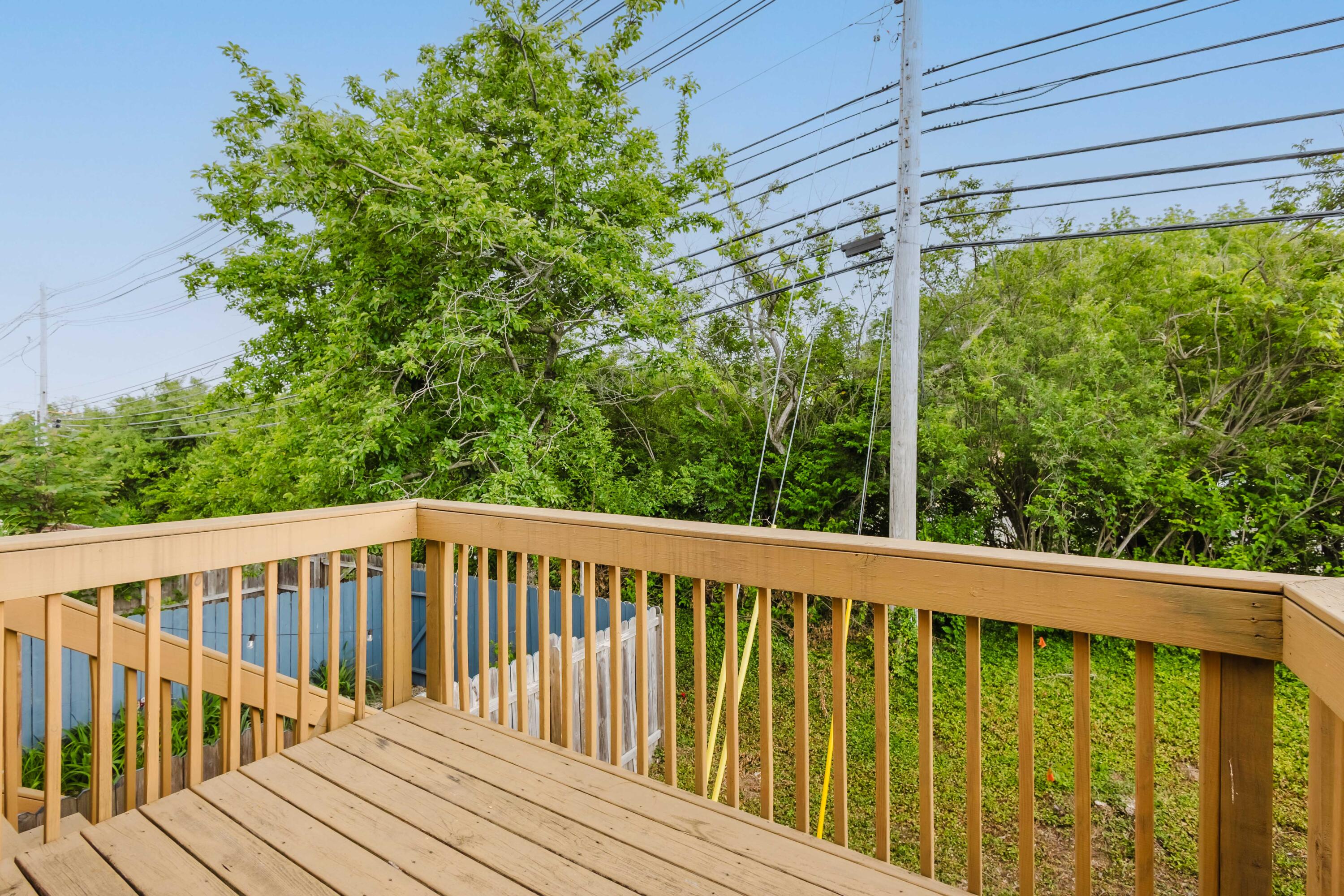 3613 Squires Woods Way Property Photo 31