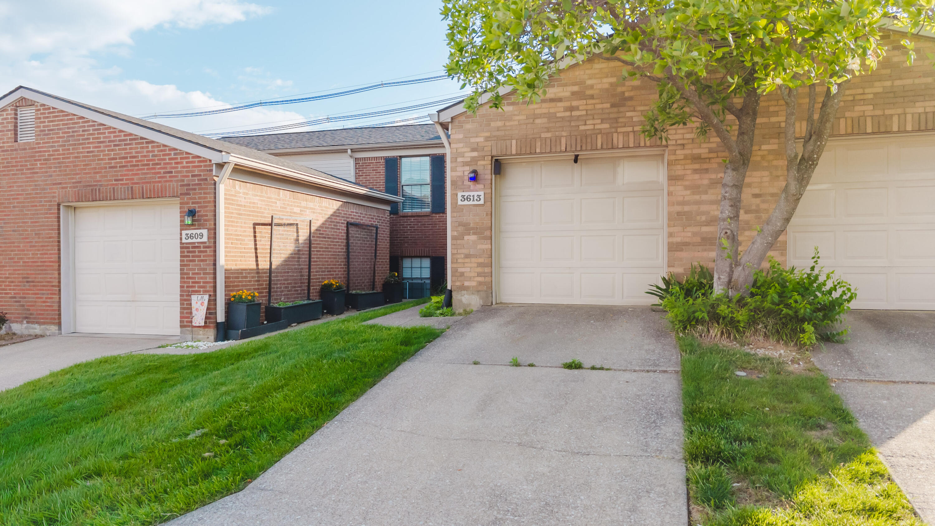 3613 Squires Woods Way Property Photo 45