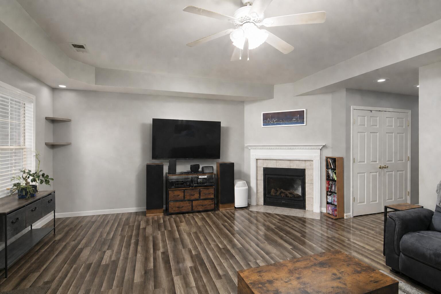 1123 Oatlands Park Property Photo 7