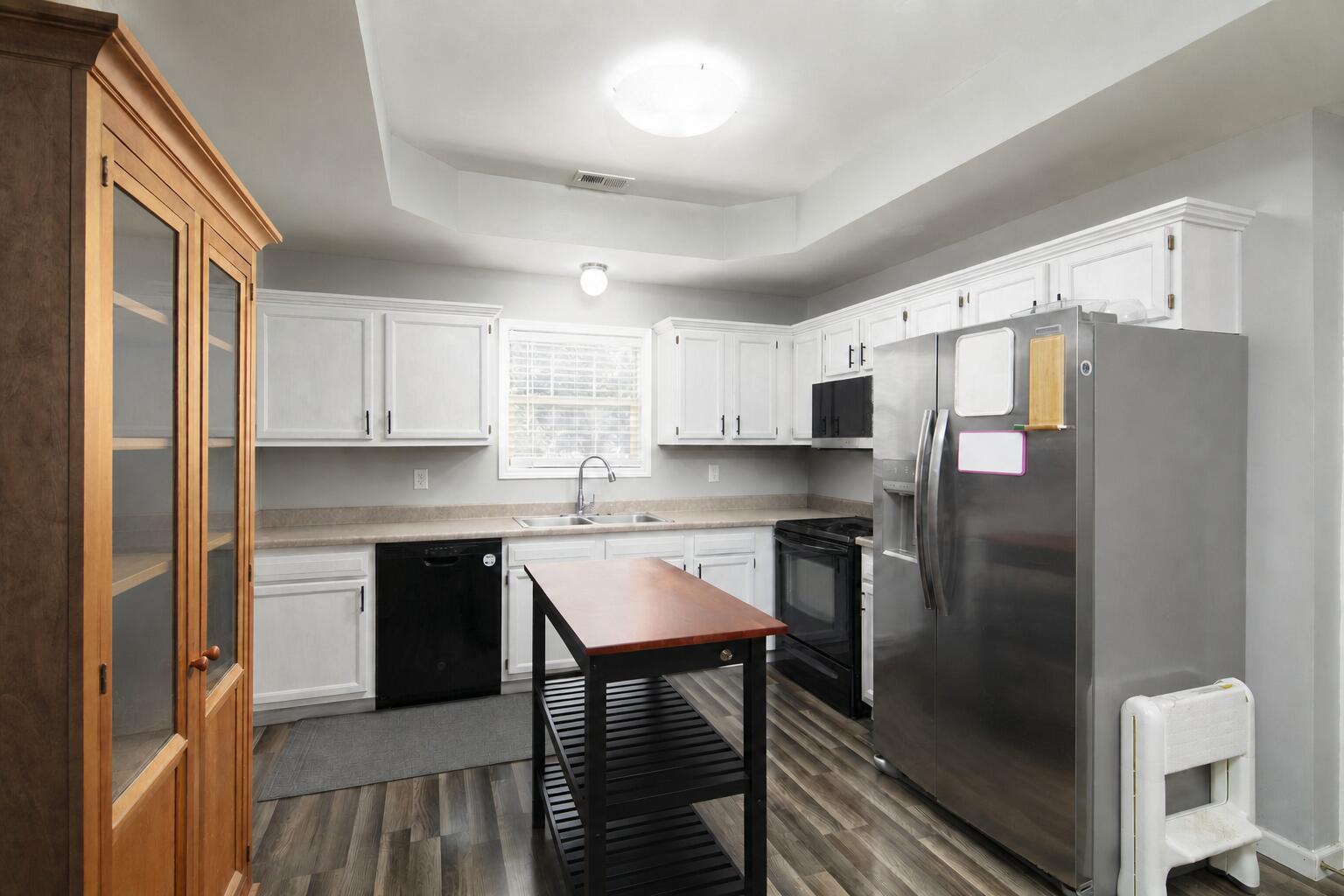 1123 Oatlands Park Property Photo 9
