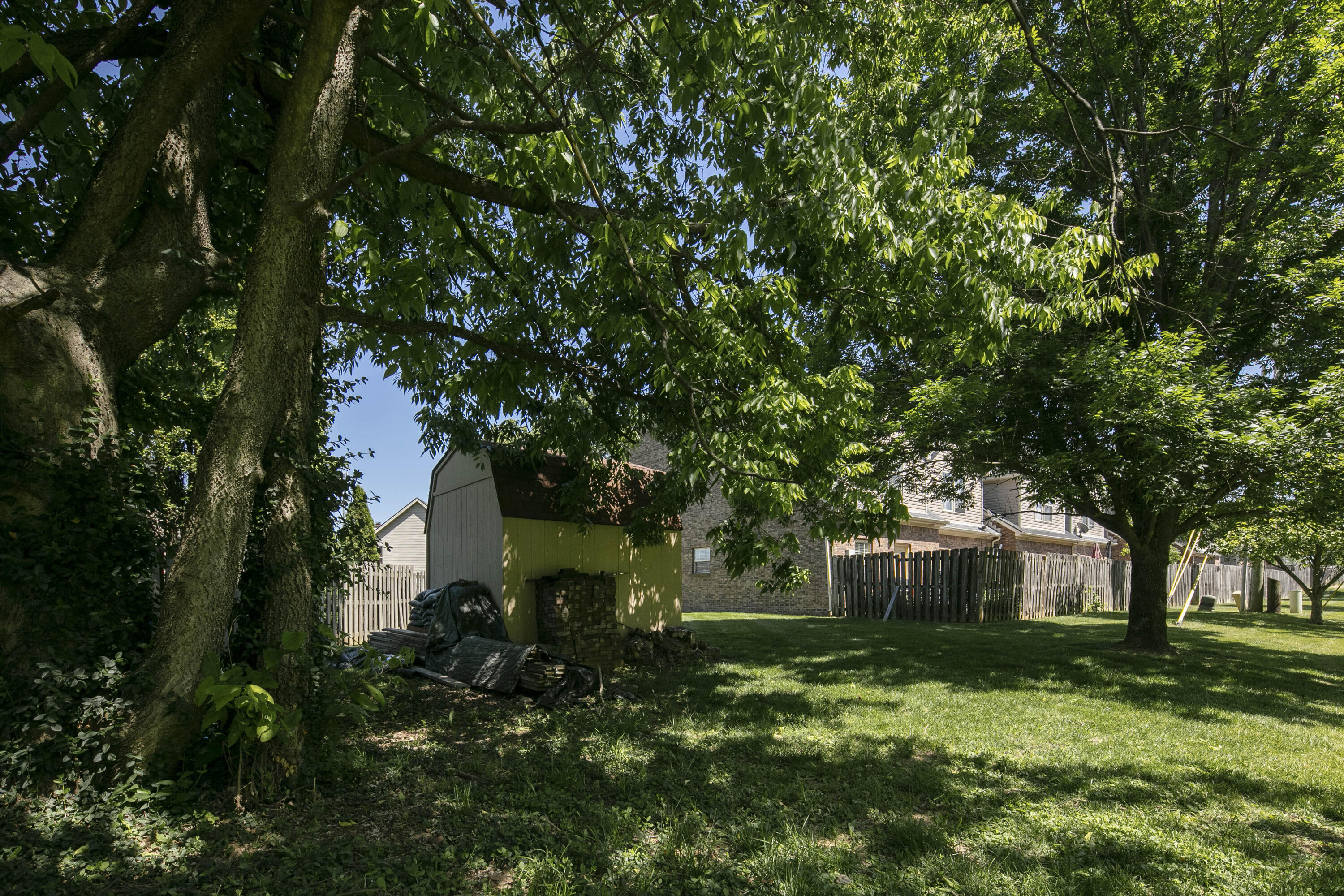 1123 Oatlands Park Property Photo 27