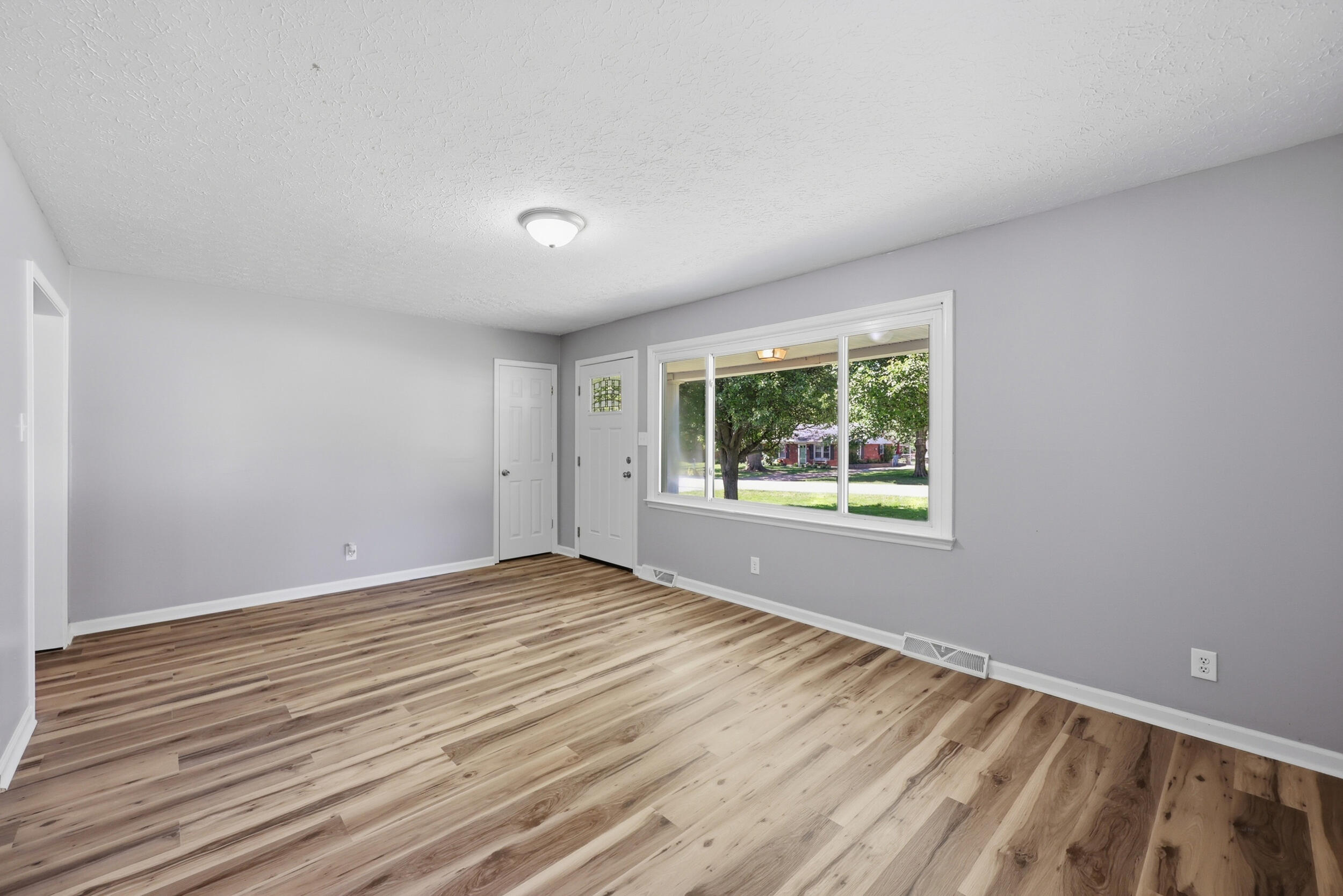 149 Joy Street Property Photo 6
