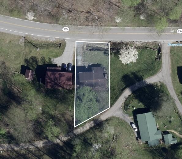 19905 Grapevine Road Property Photo 5