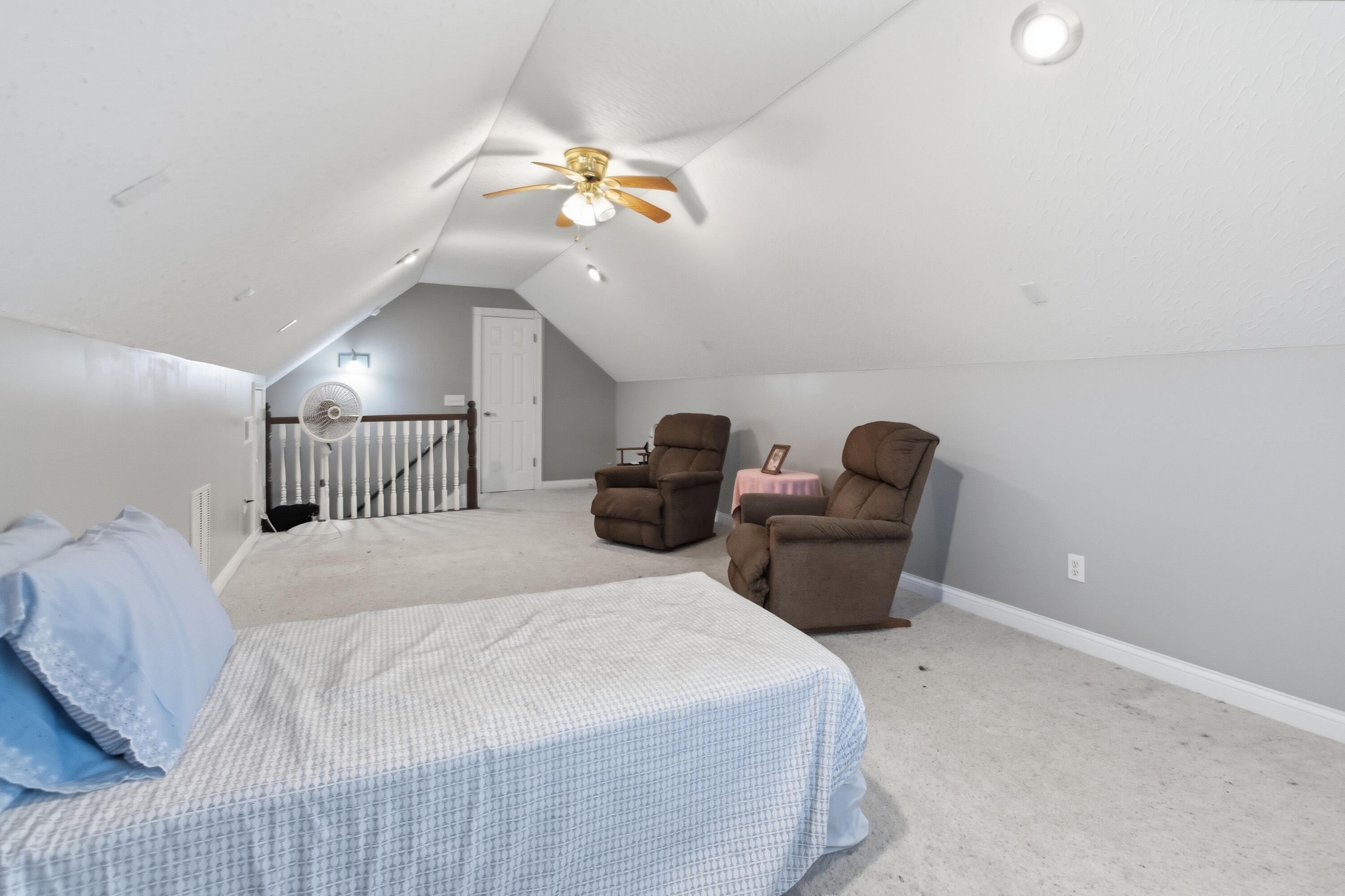 90 Denson Road Property Photo 37