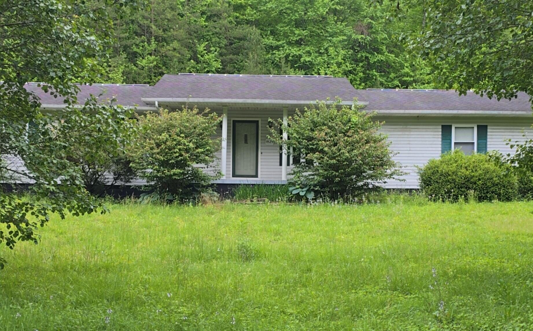 9529 Highway 92