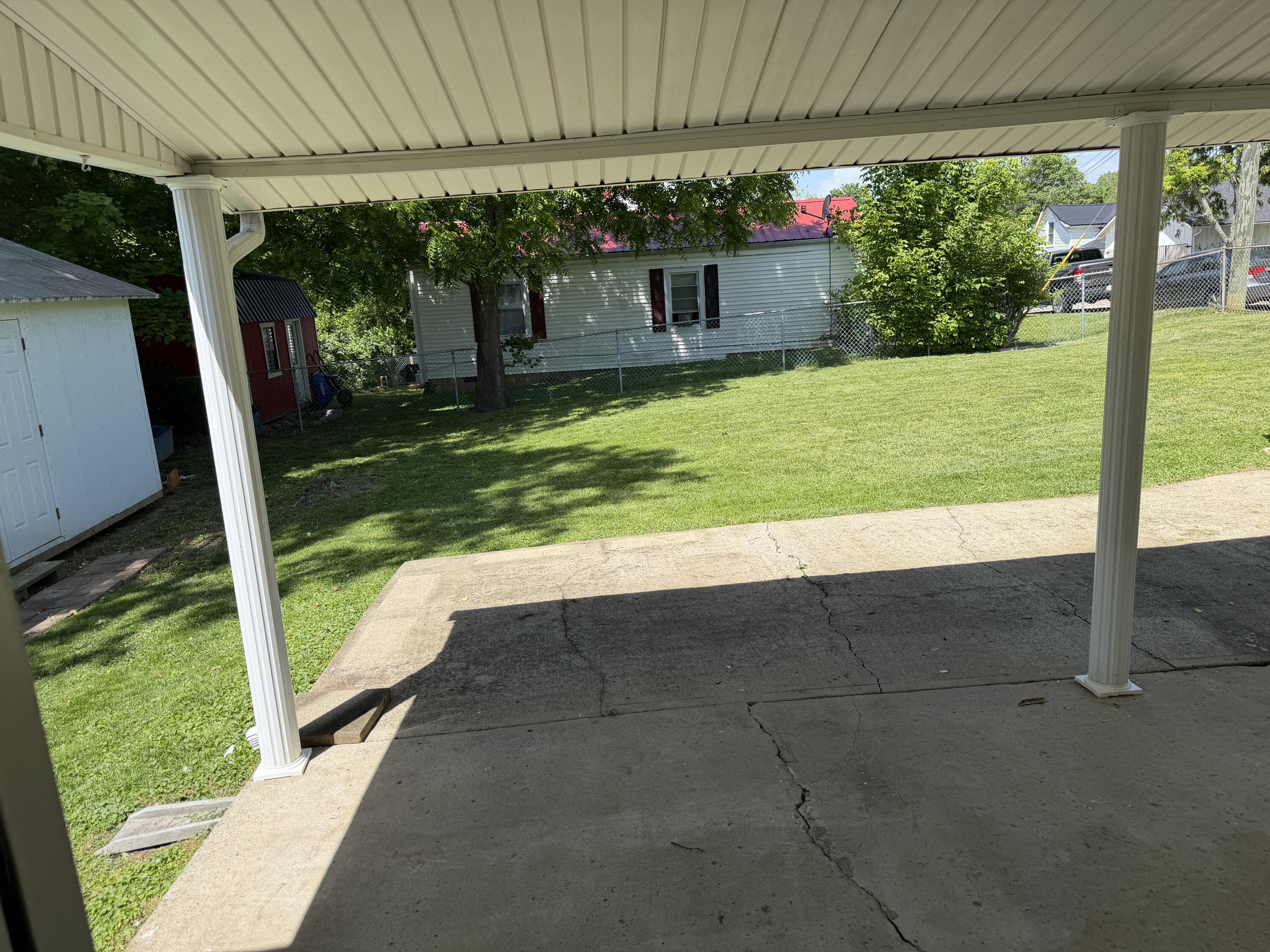 330 Sycamore Street Property Photo 5