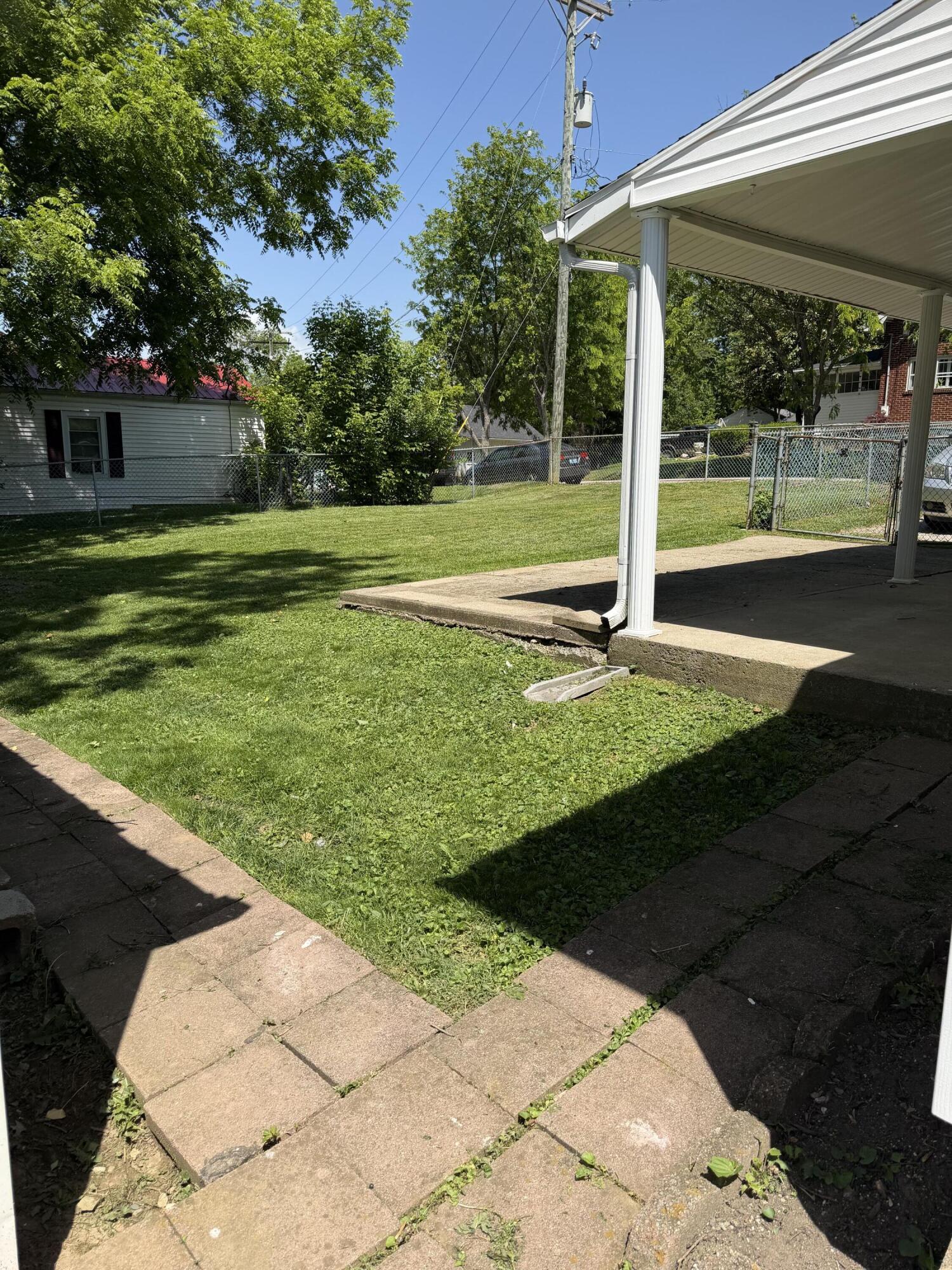 330 Sycamore Street Property Photo 6