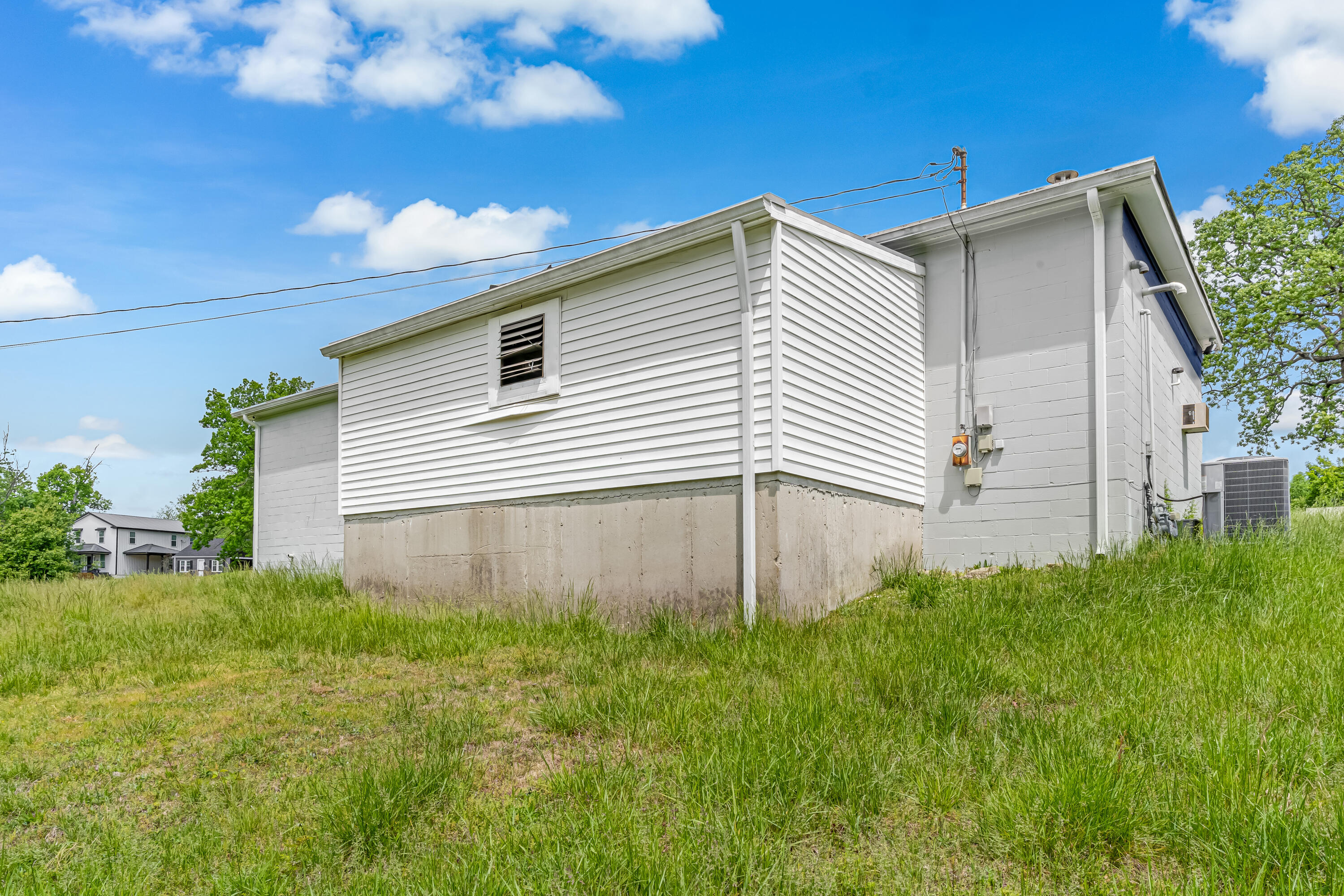 465 Devils Hollow Road Property Photo 5