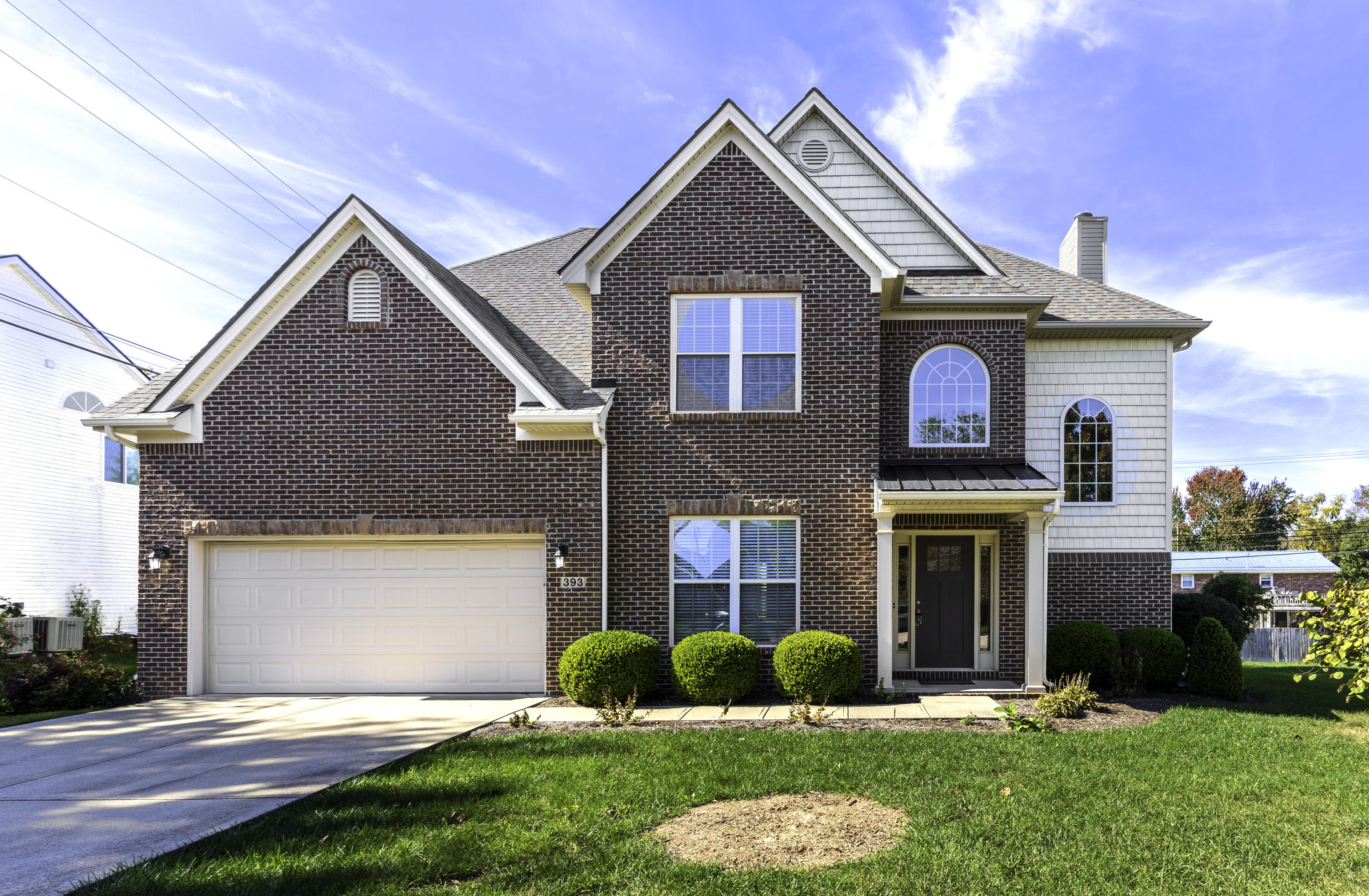393 Gleneagles Way Property Photo 1
