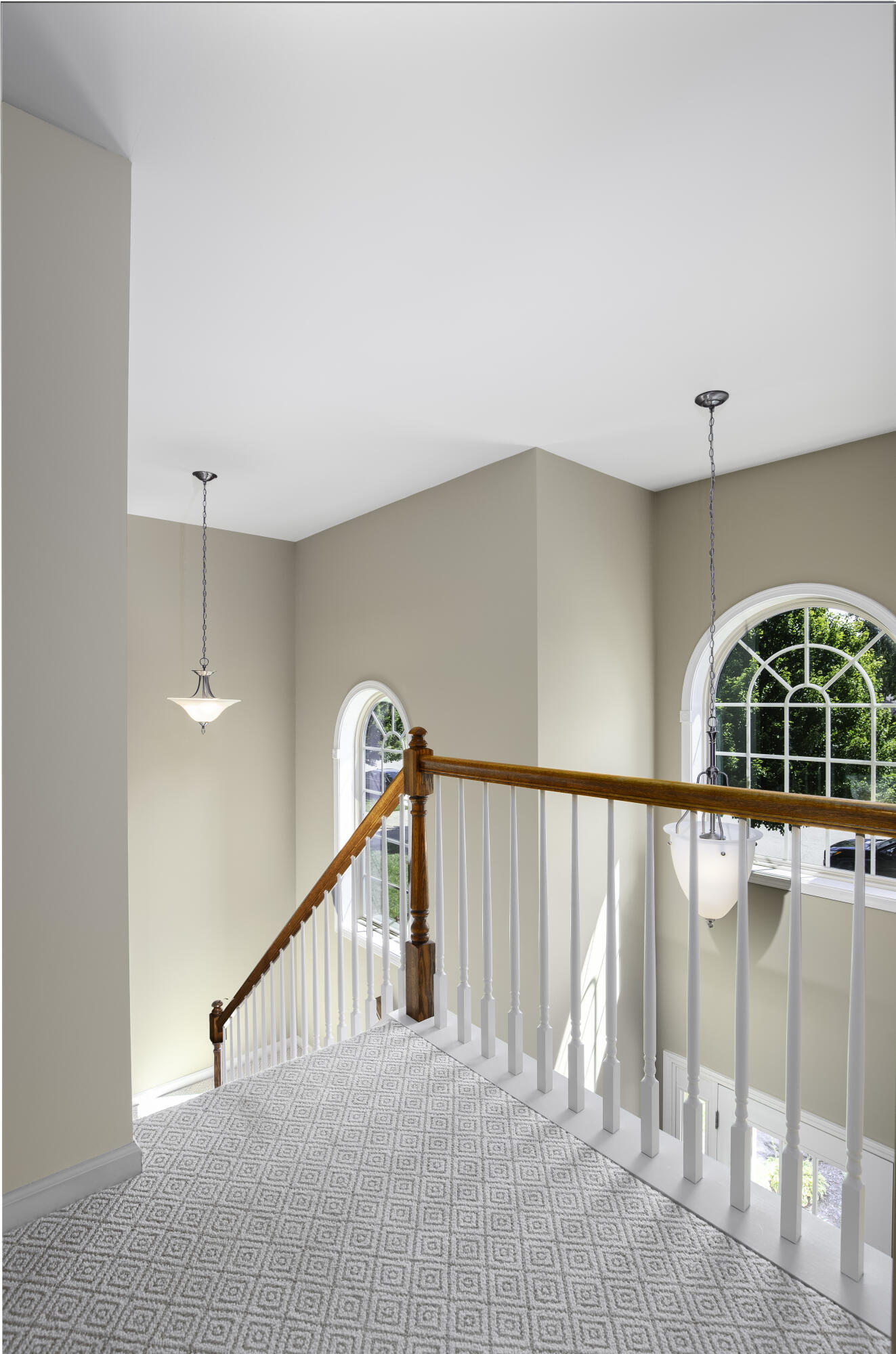 393 Gleneagles Way Property Photo 15